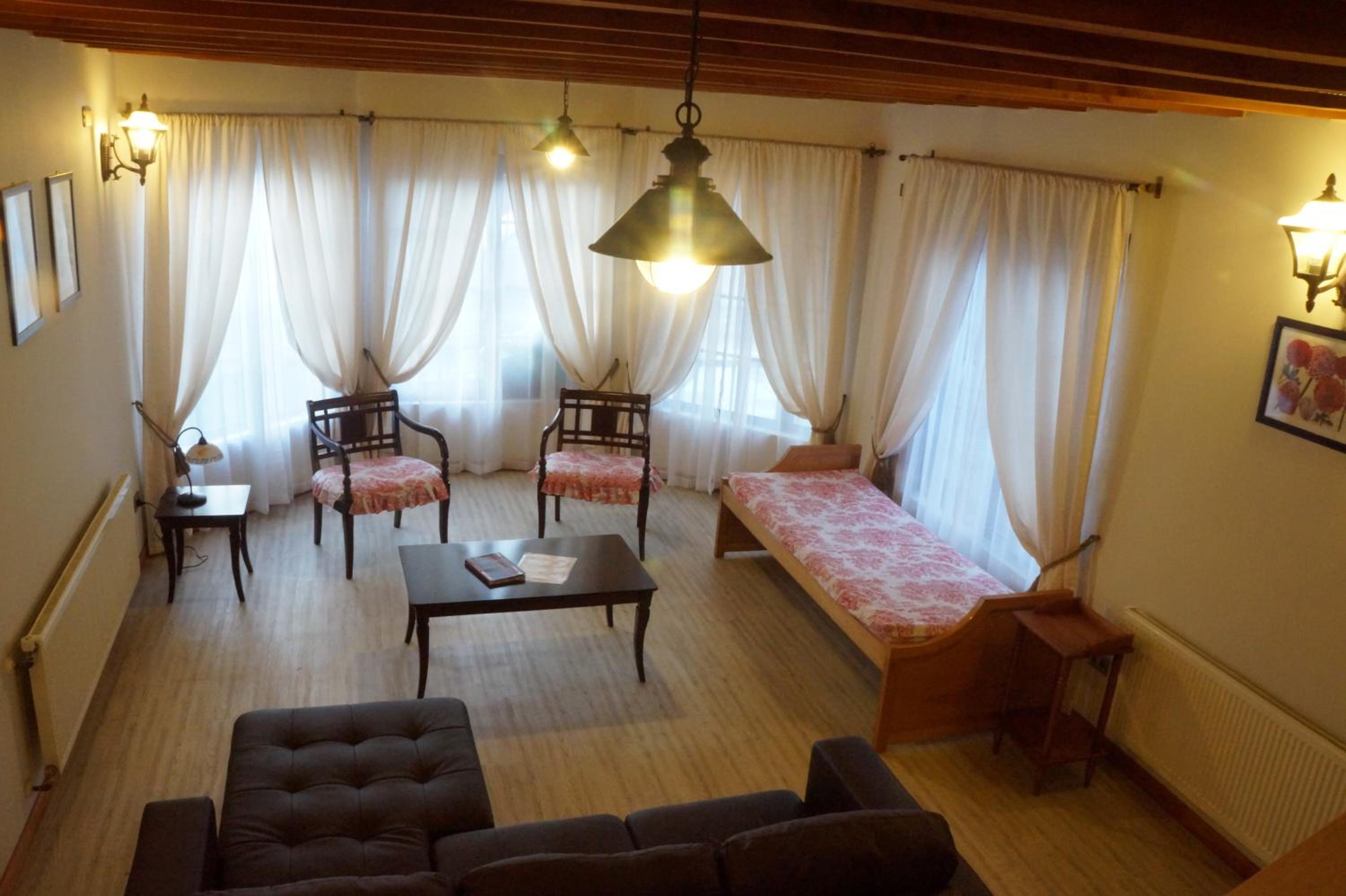 Three-Bedroom House (6 Adults) photo 3