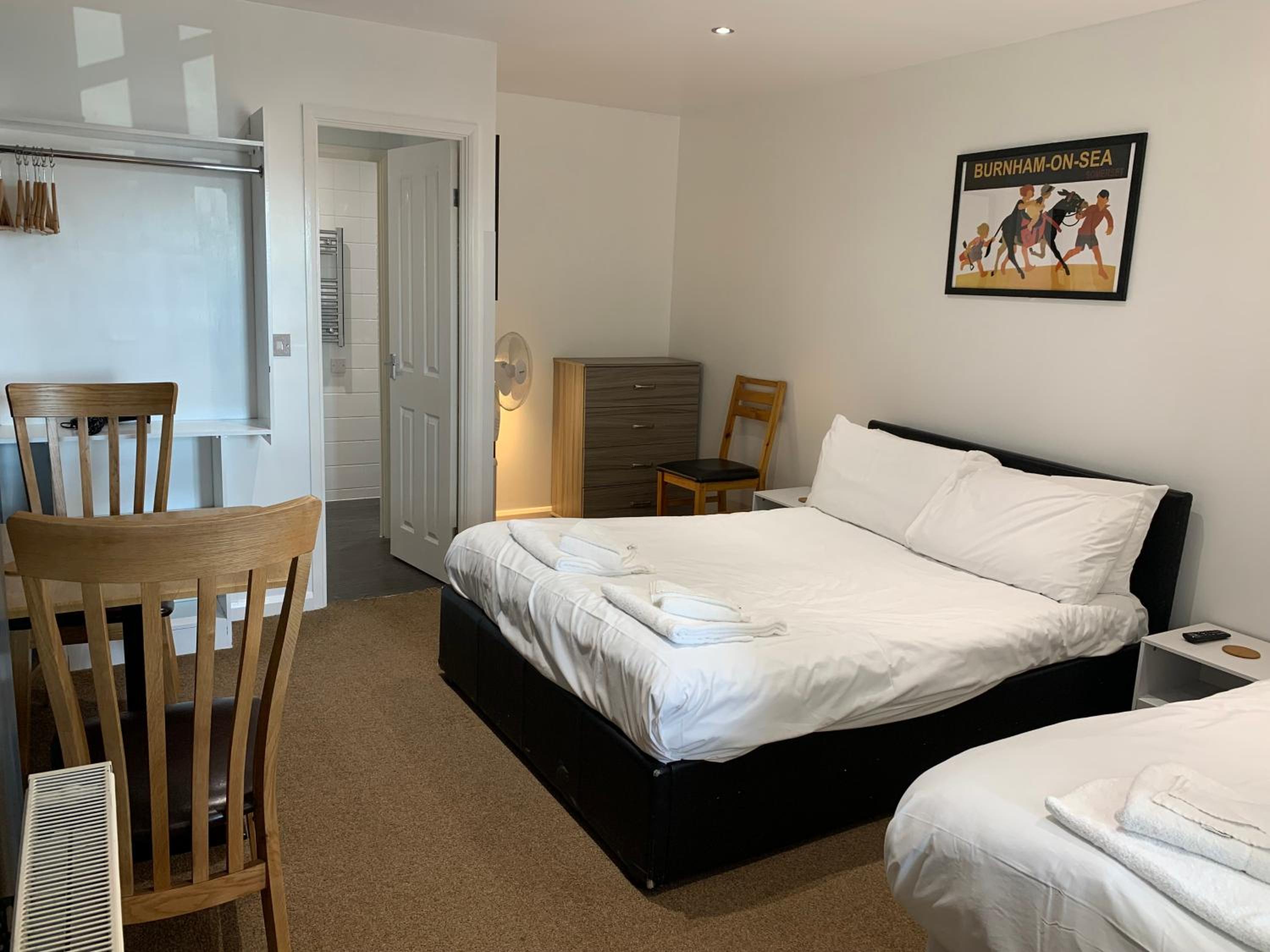 Triple Room with Shower photo 2