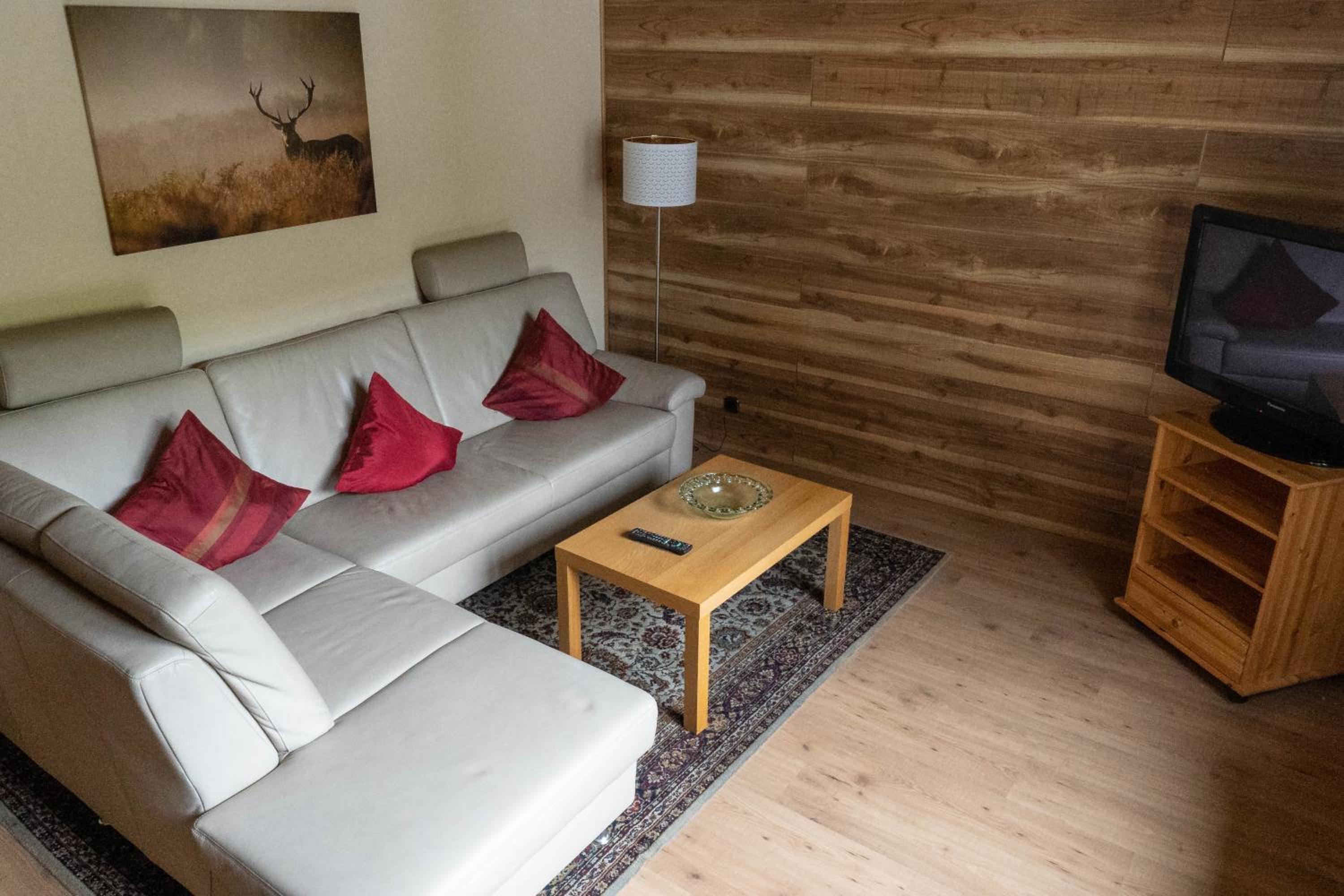 Large Double Room photo 2