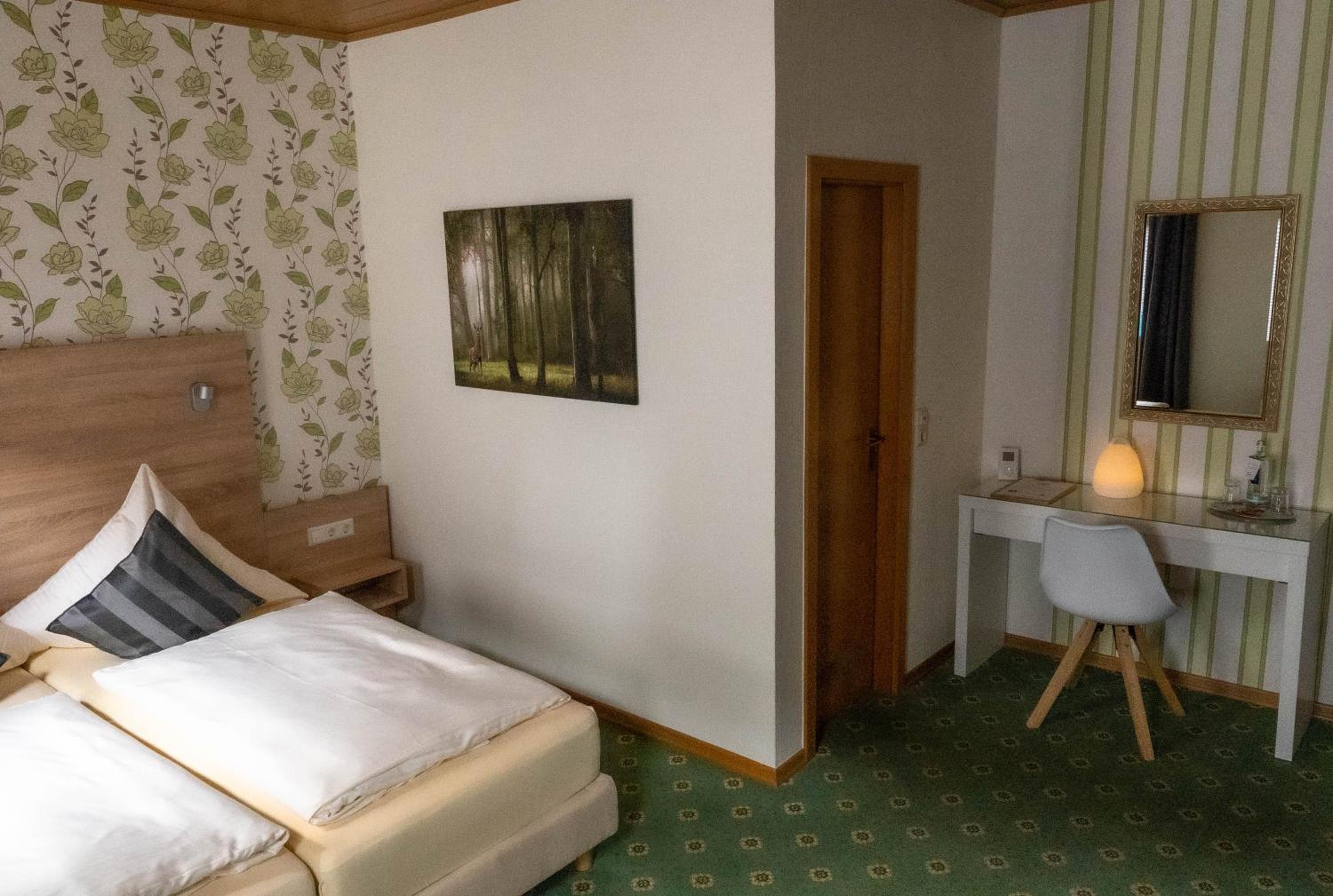 Large Double Room
