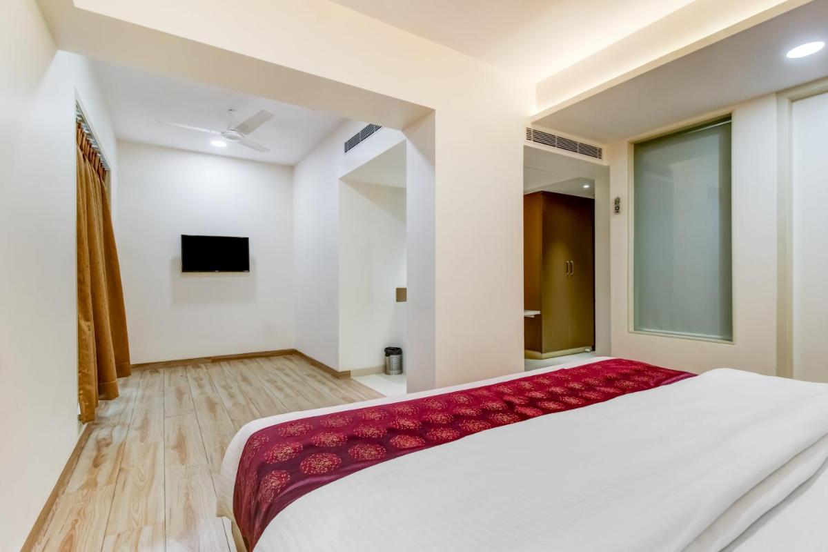 Deluxe Double Room photo 3