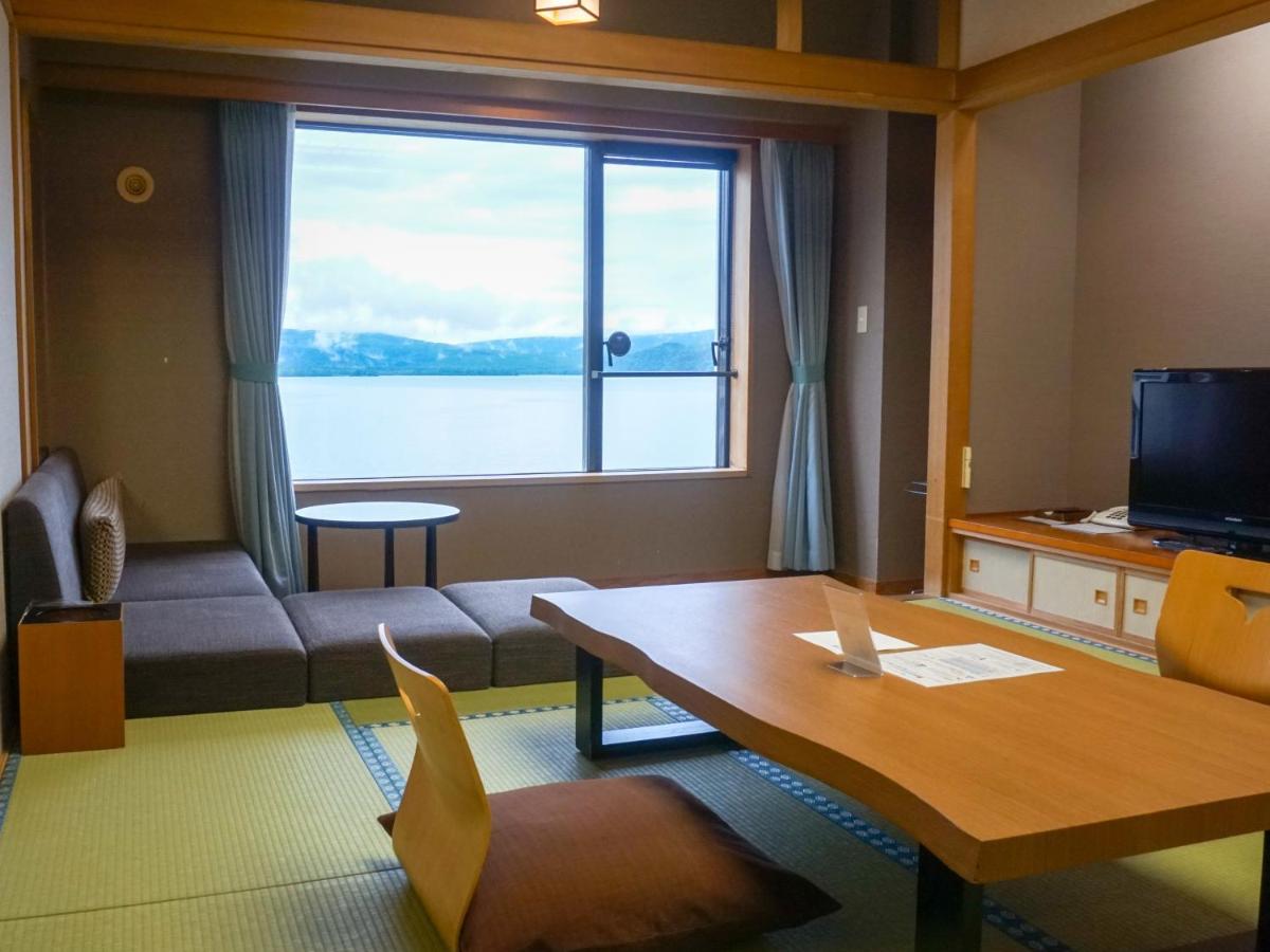 Japanese-Style Room with Shower and Toilet with Lake View - Non-Smoking photo 2