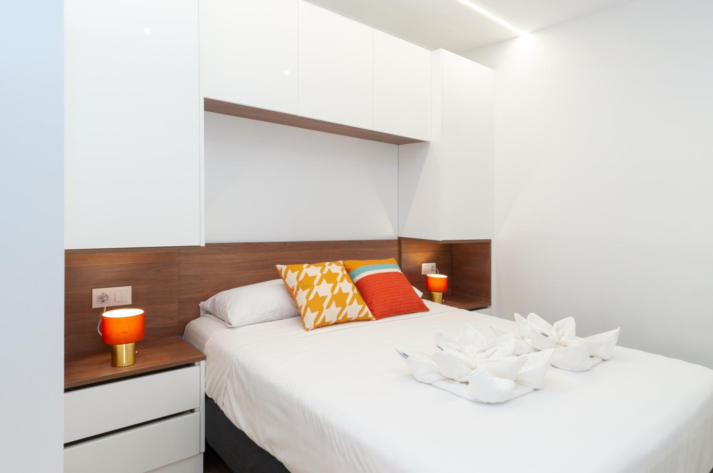 One-Bedroom Apartment - Photo 19
