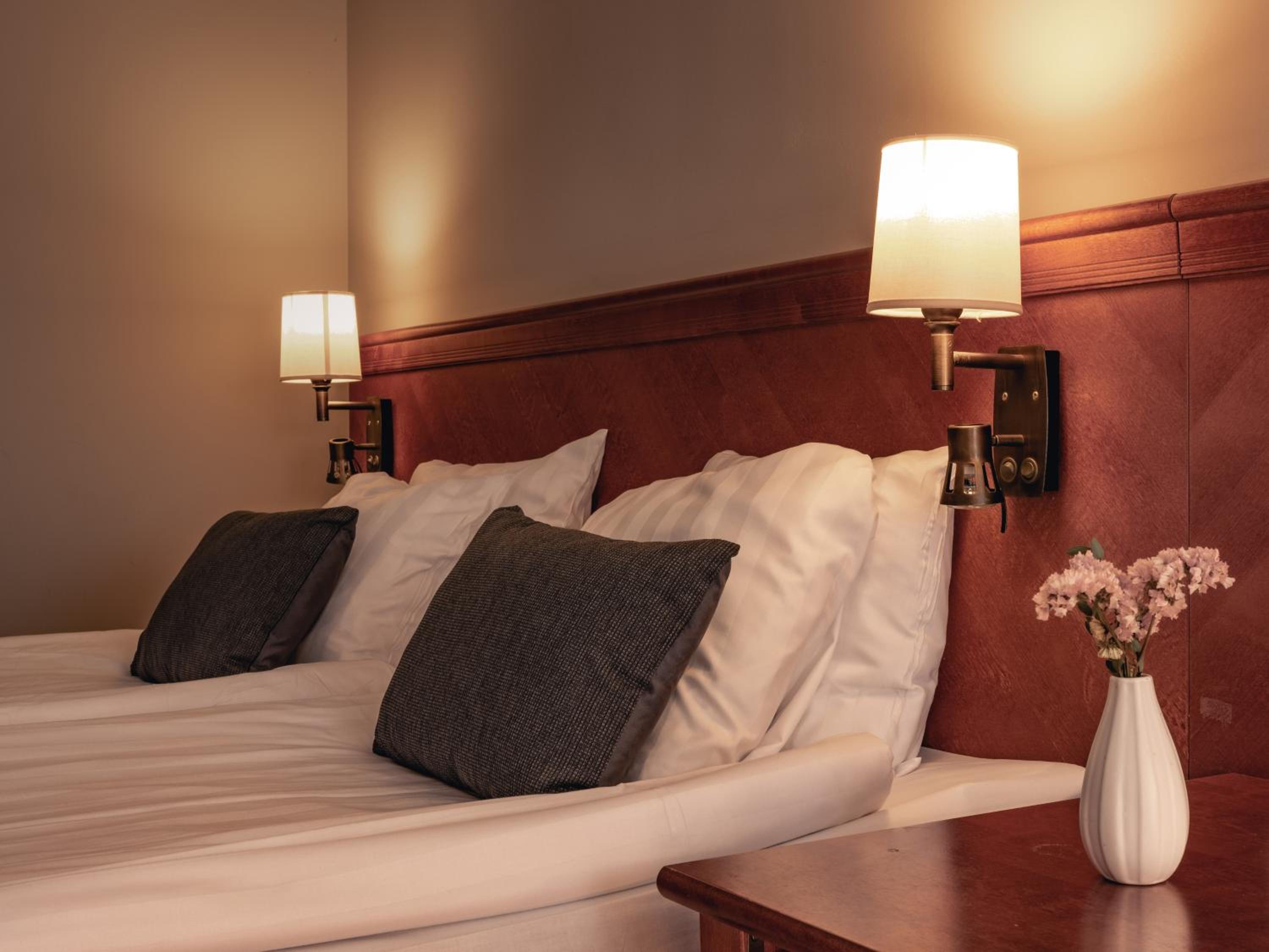 Standard Double Room with Two Single Beds - Non-Smoking - Photo 11