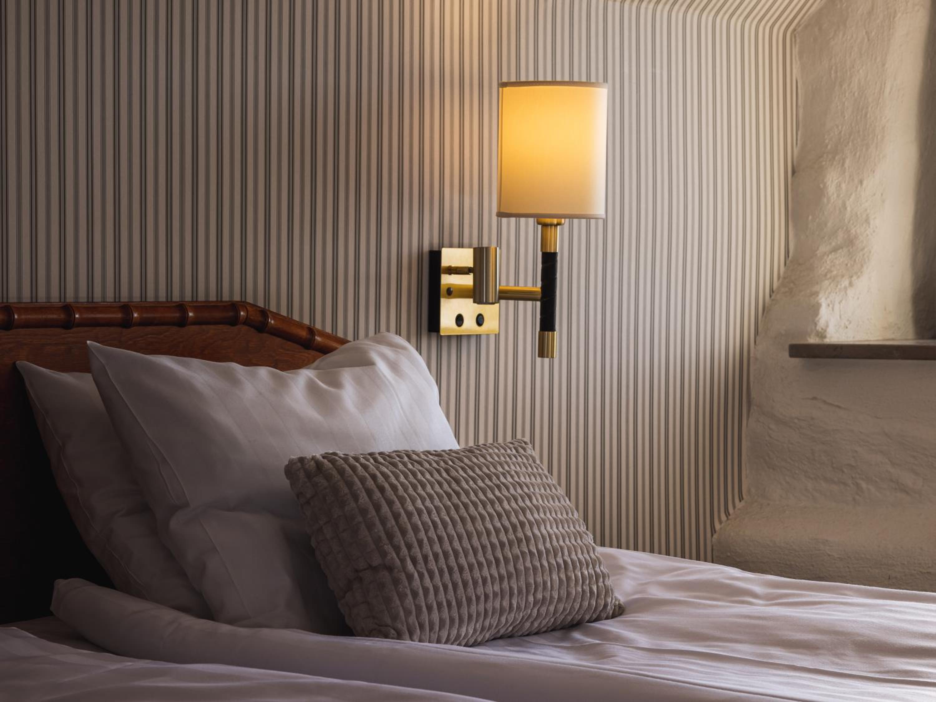 Standard Double Room with Two Single Beds - Non-Smoking - Photo 3