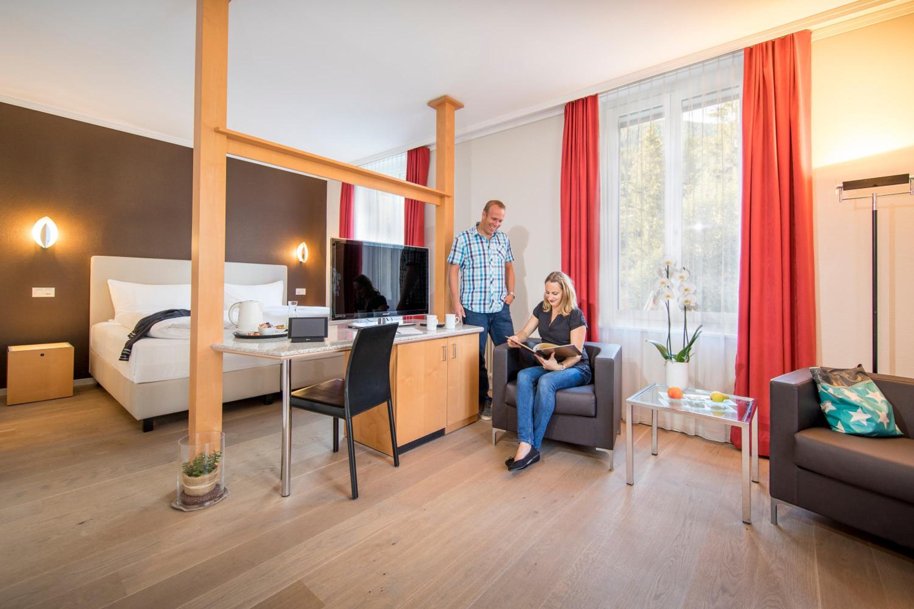 Double Room Deluxe - Garden View with A/C photo 2