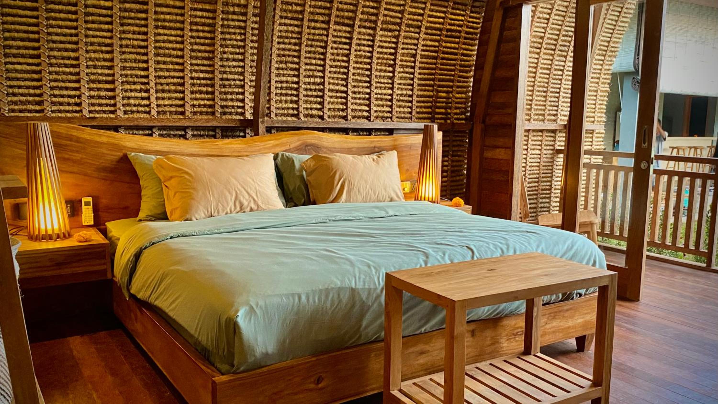 Deluxe Bungalow