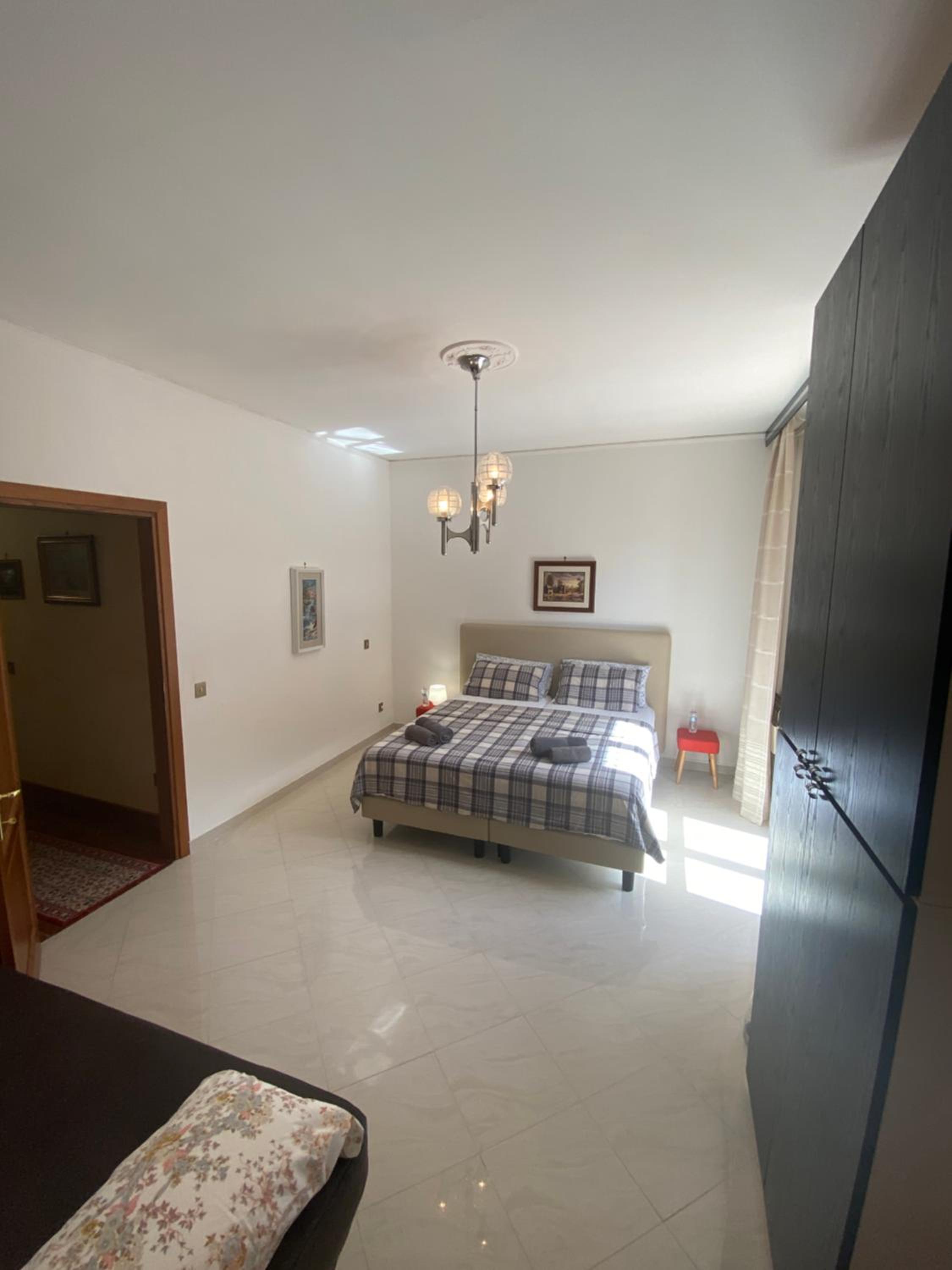 Deluxe Double Room with Extra Bed - Photo 3