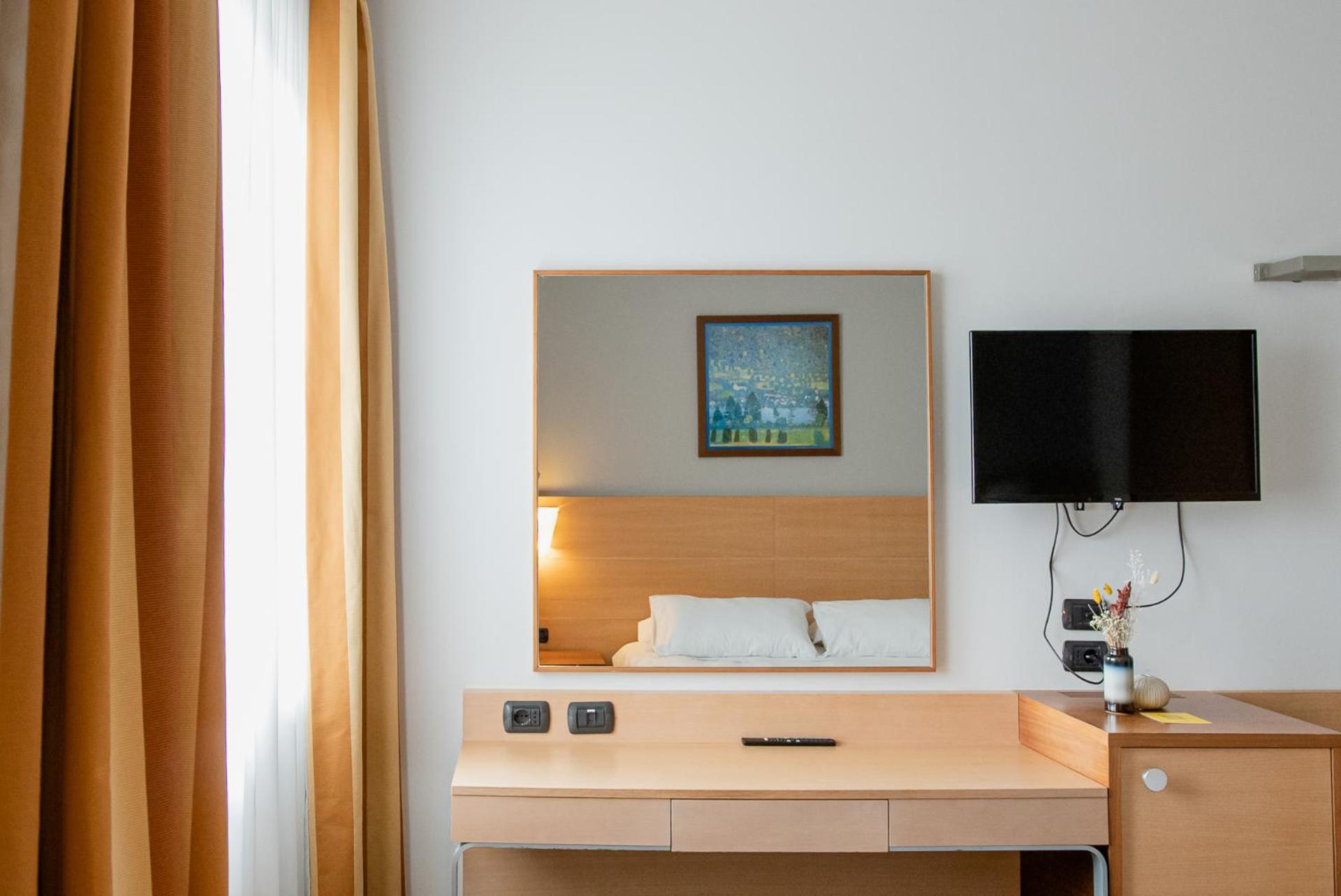 Classic Double Room