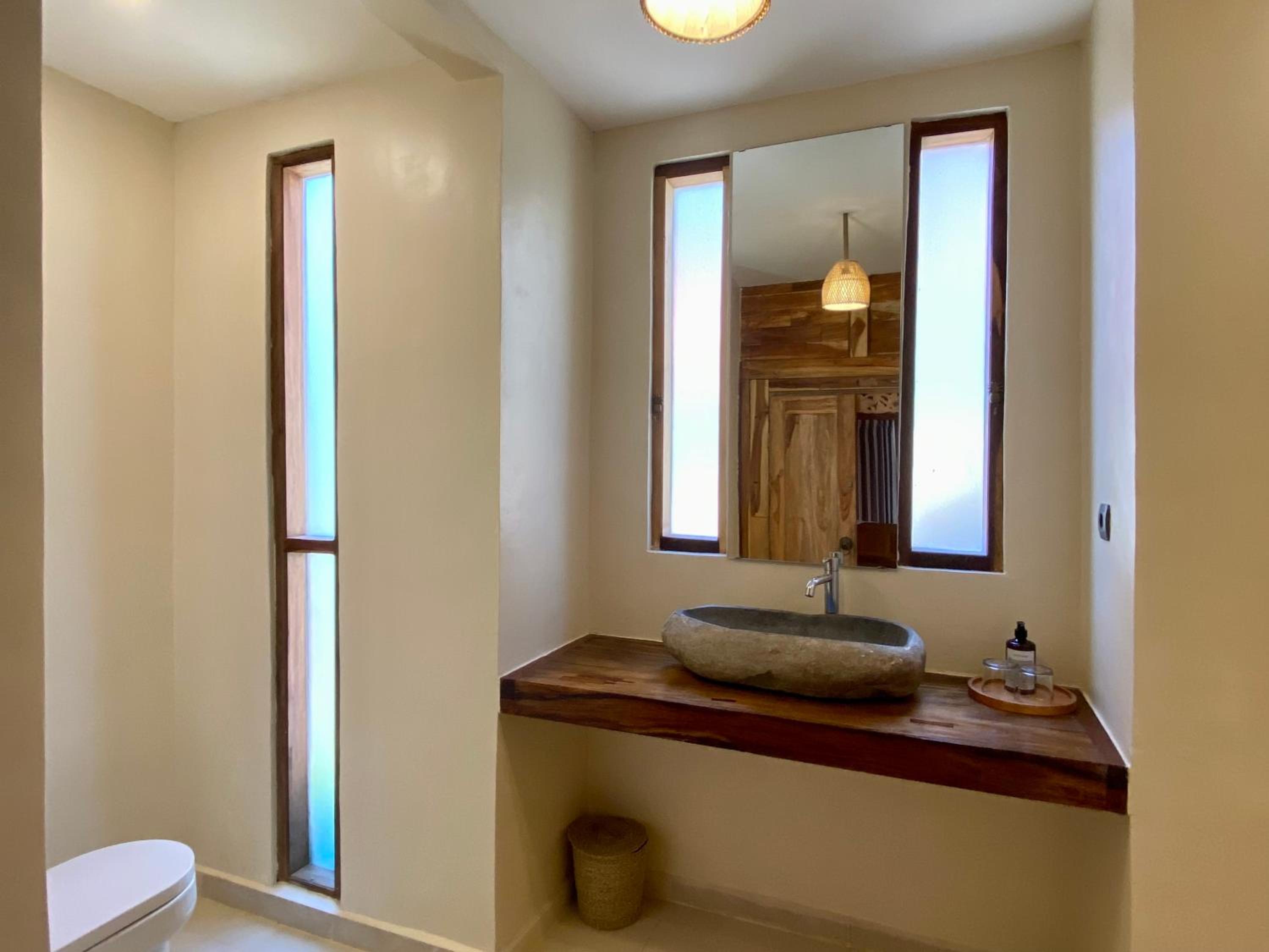 Deluxe Double Room with Sea View - Photo 7