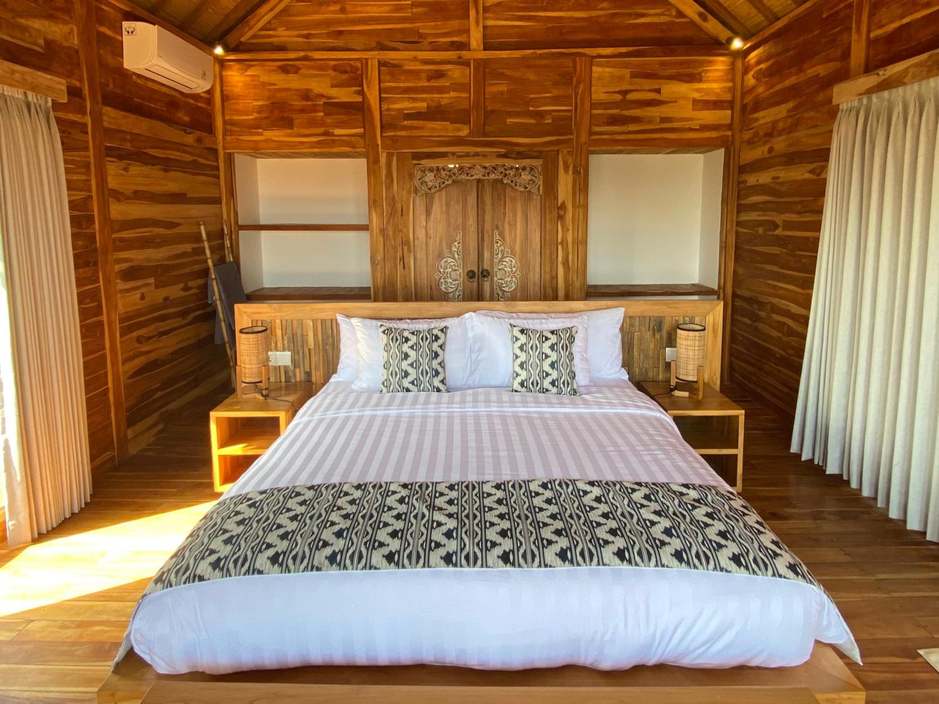 Deluxe Double Room with Sea View - Photo 1