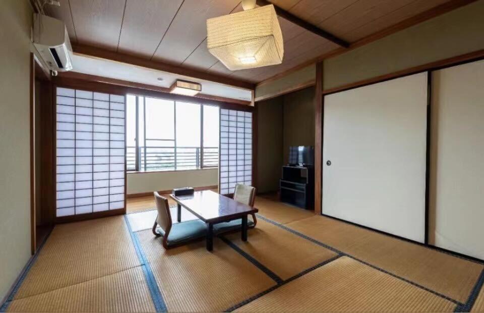 Japanese-Style Room