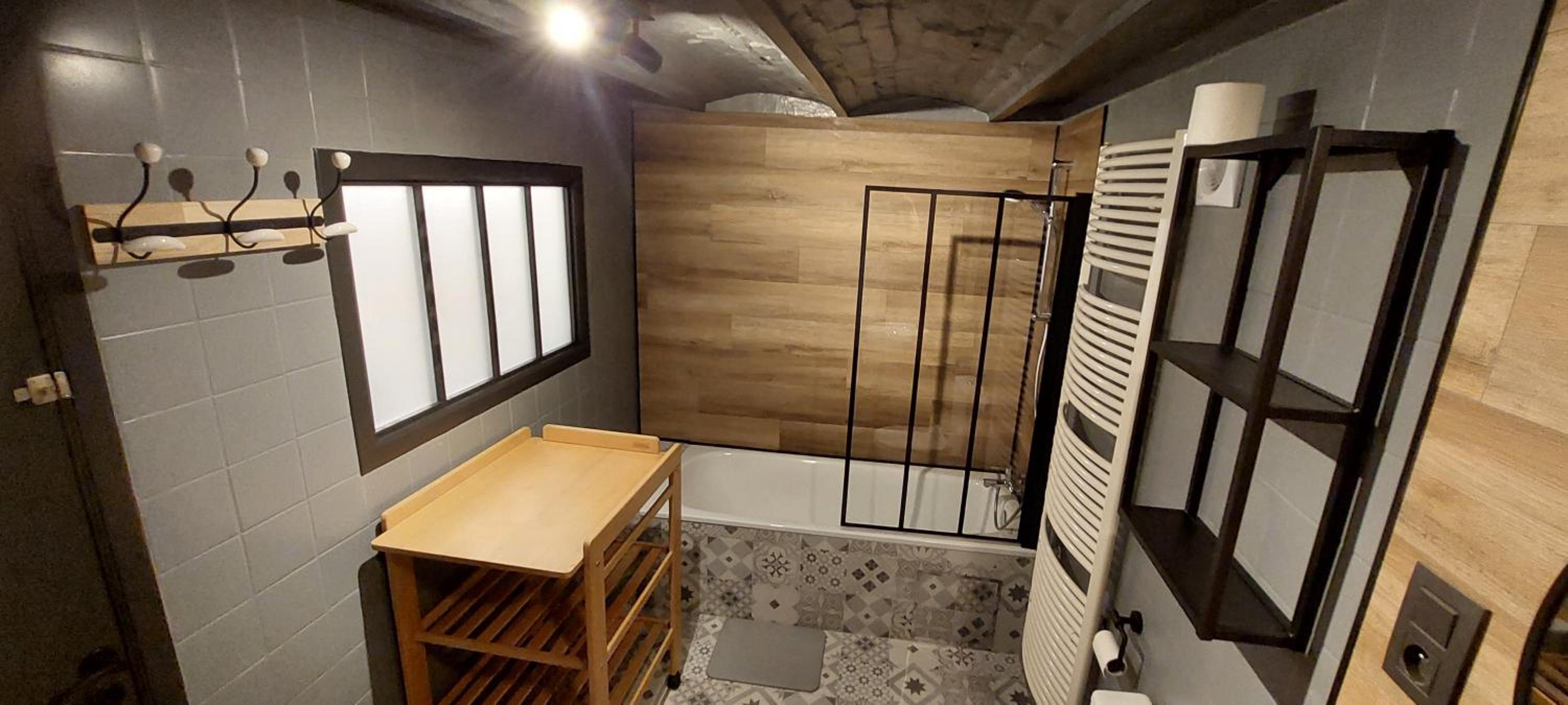 Three-Bedroom House photo 3