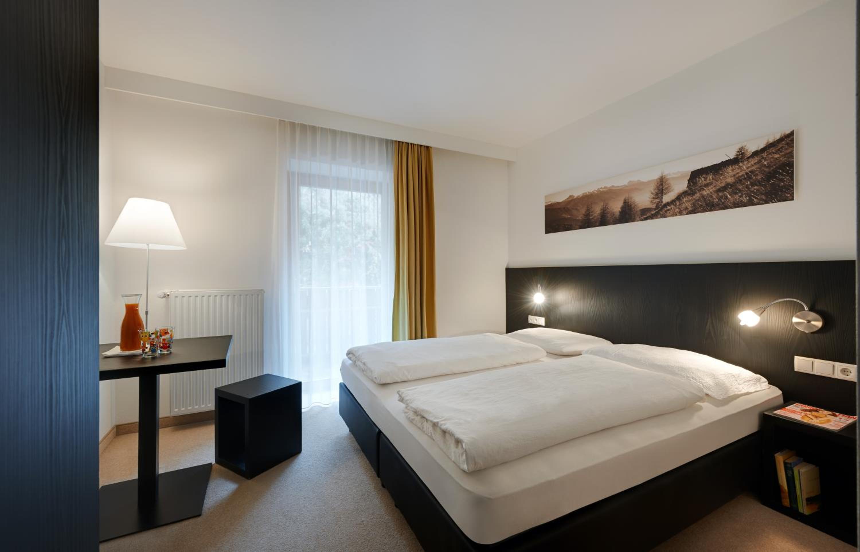 Comfort Double Room with Balcony - Photo 1