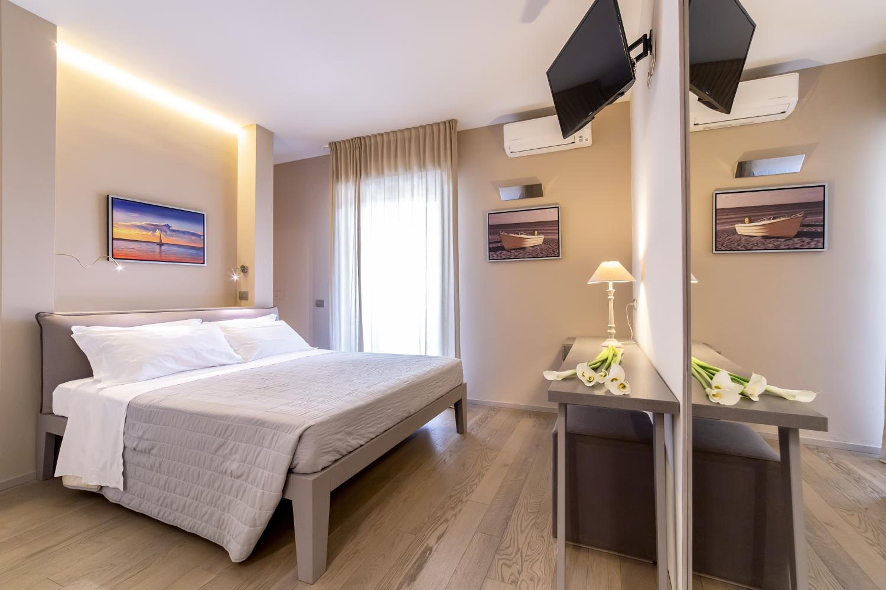 Superior Double Room - Photo 1