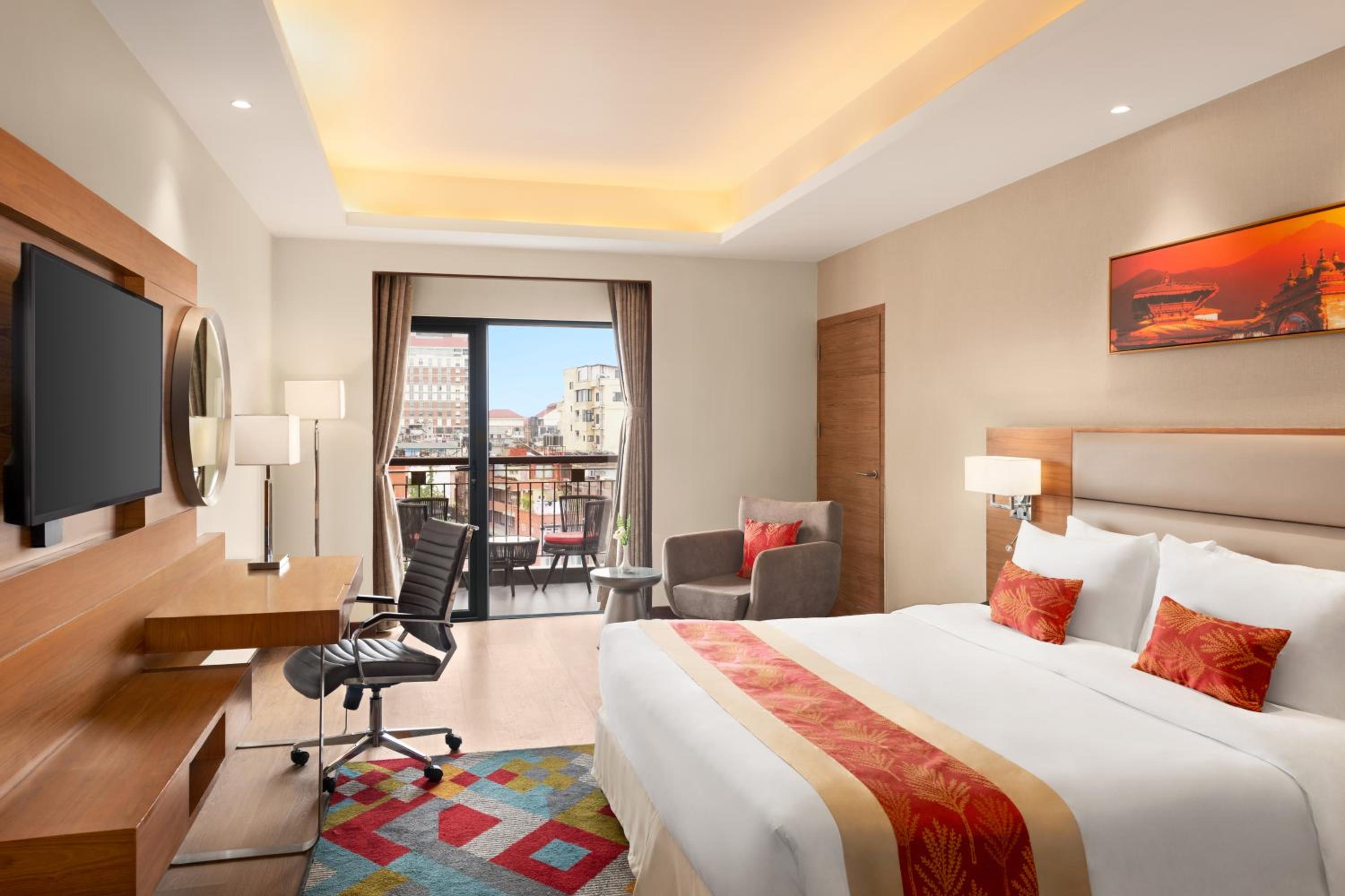 Deluxe King Room,with Balcony and City View - Non Smoking (10% off on Food and Soft Beverages) - Photo 1