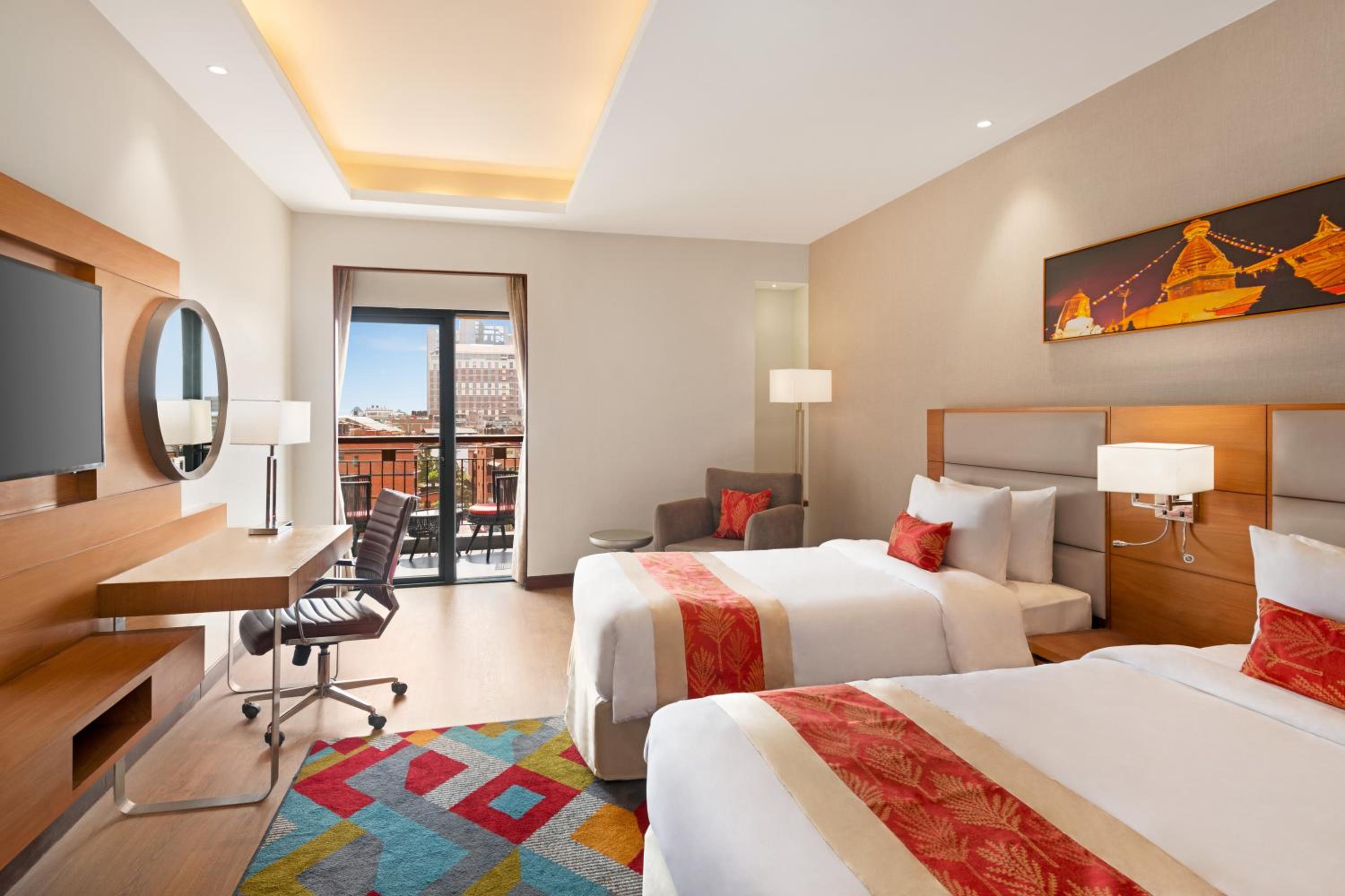 Deluxe Twin Room,with City View, Balcony -  Non Smoking (10% off on Food and Soft Beverages) - Photo 1