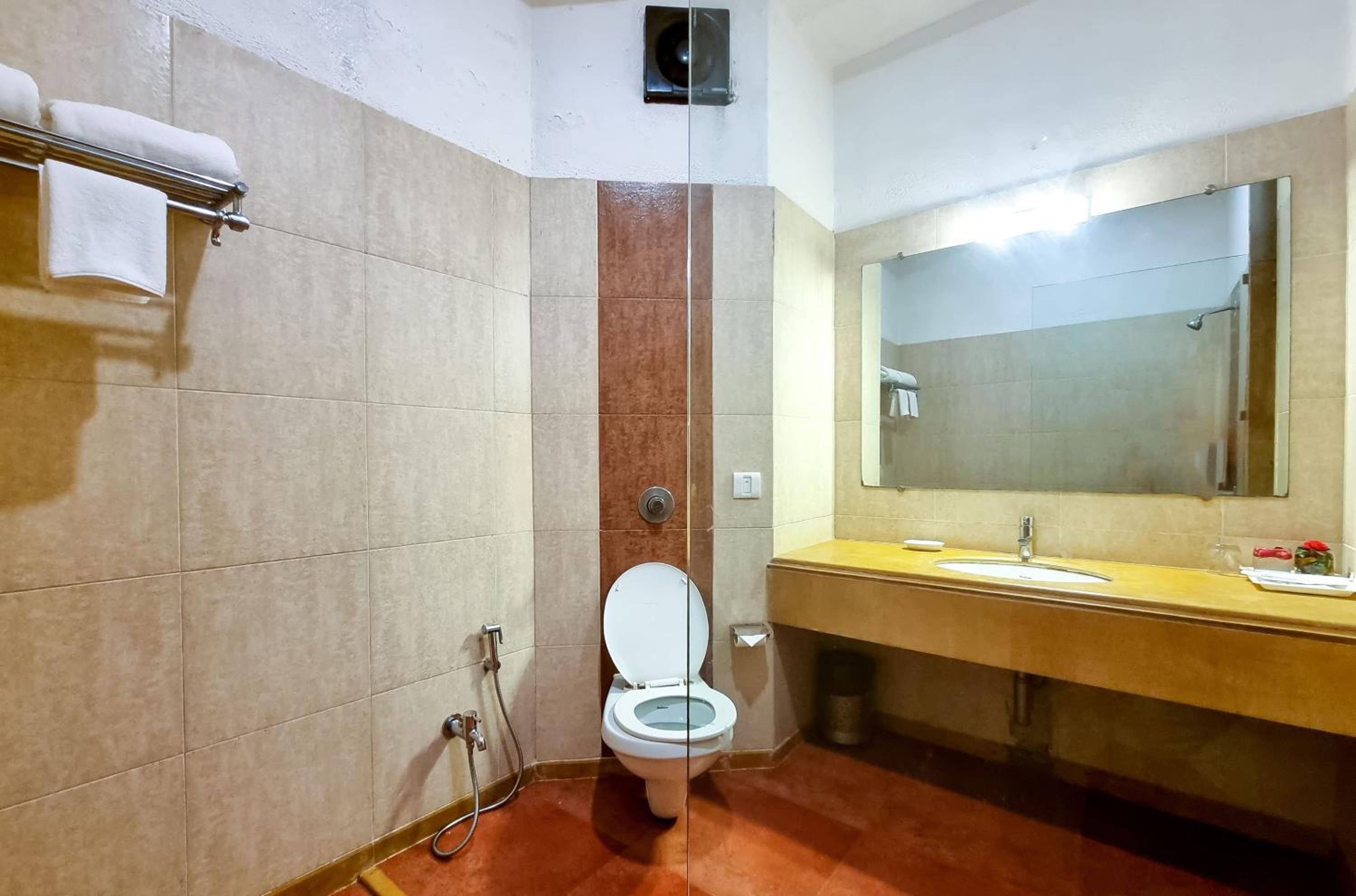 Sea Breeze Suites photo 3