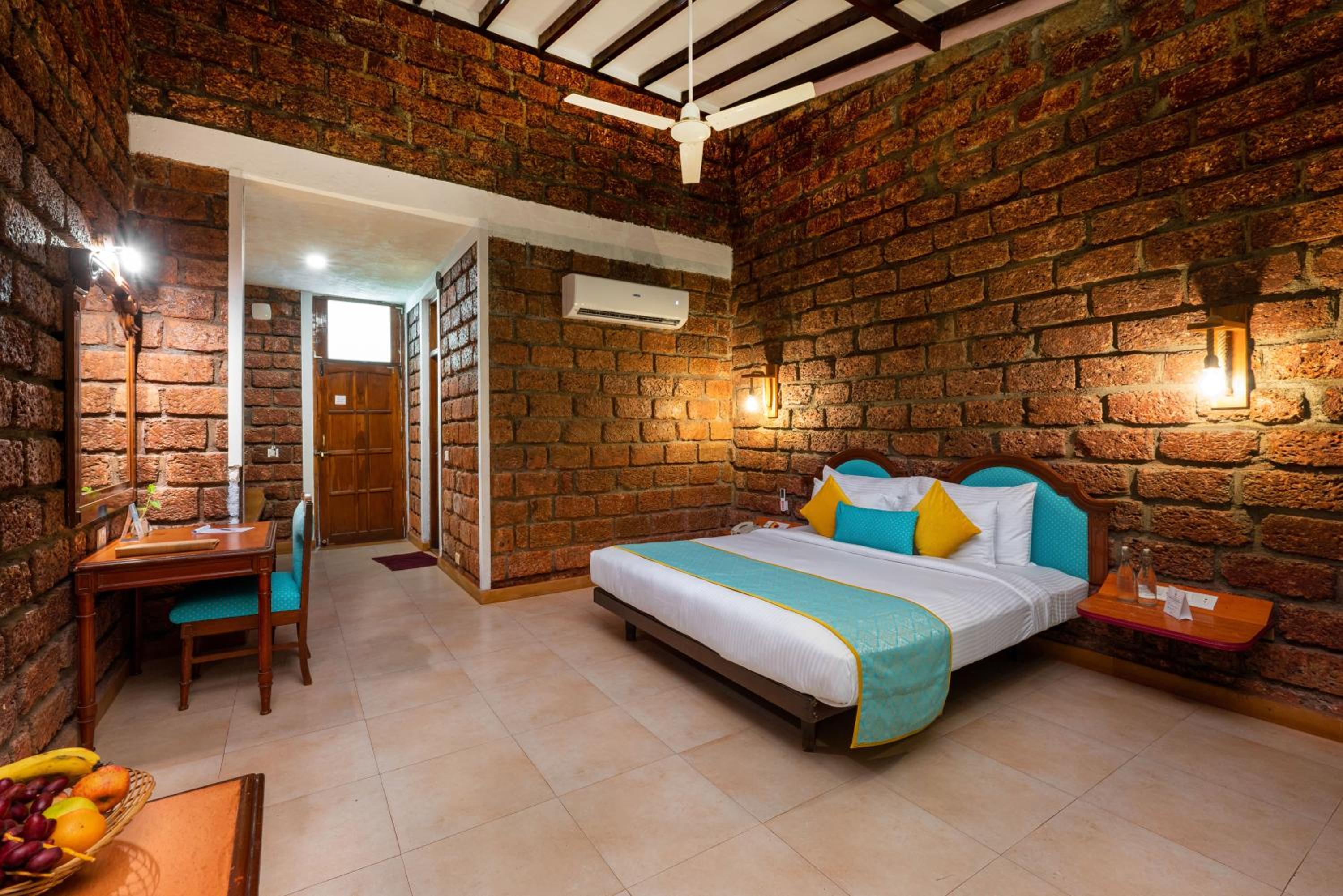Sea Breeze Suites