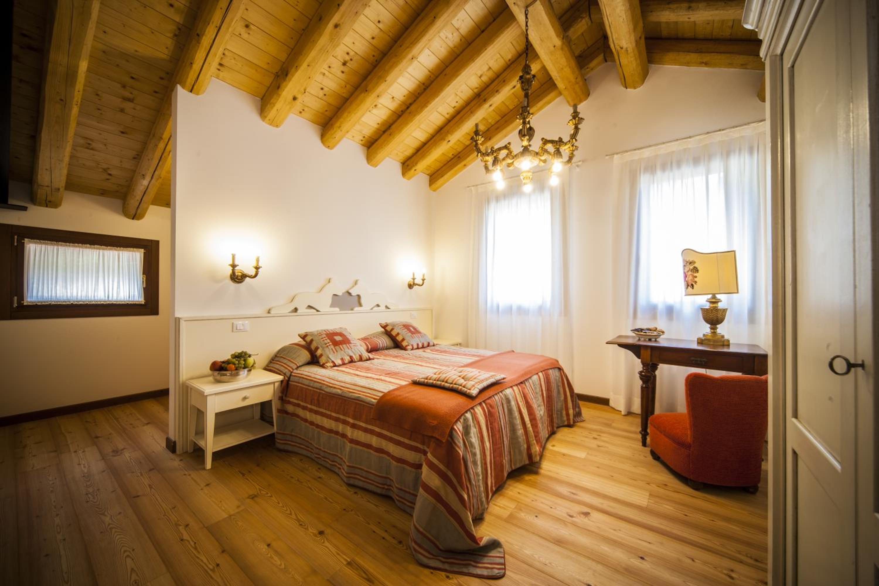 Double Or Twin Room photo 3