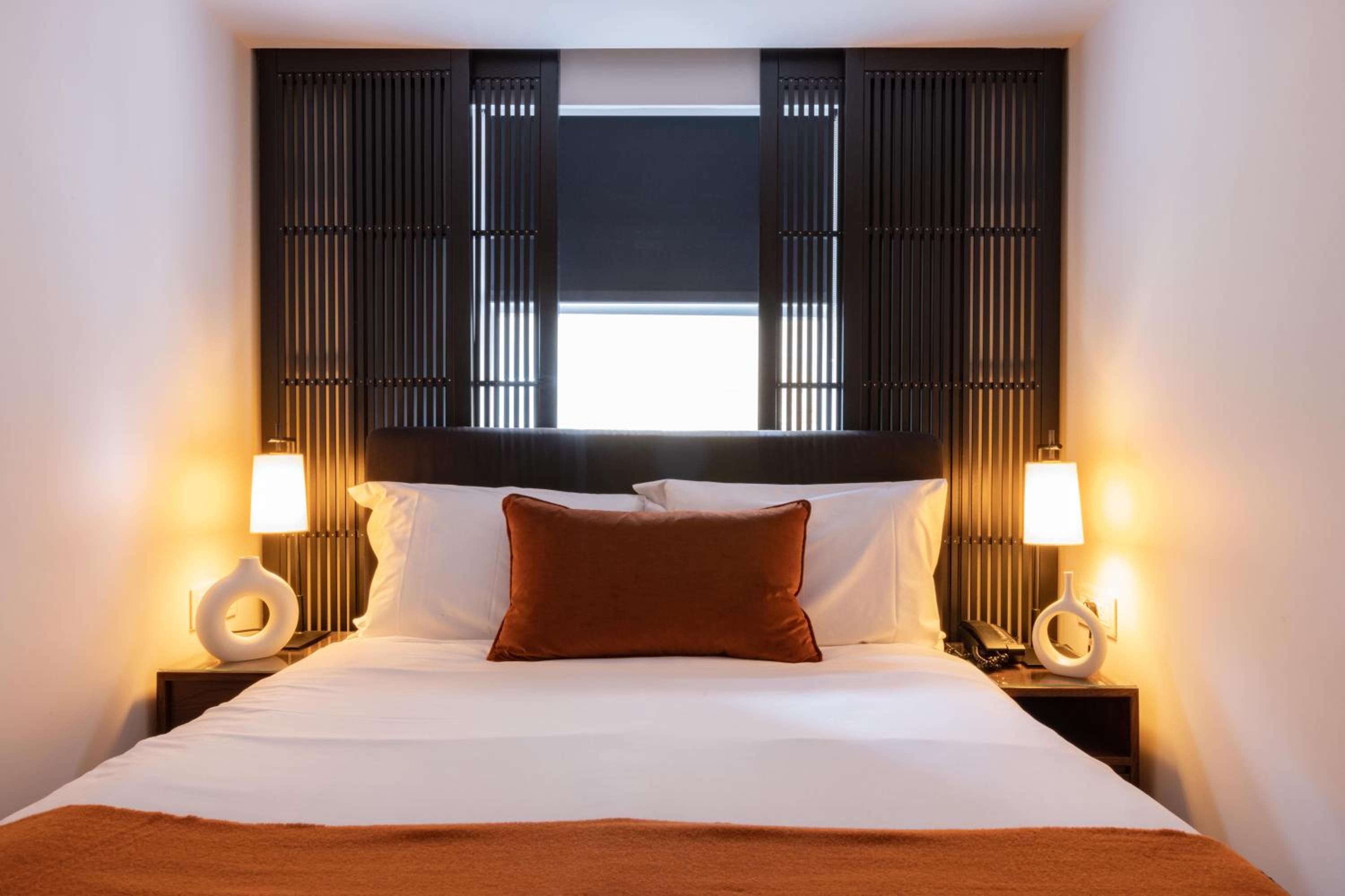 Petite Double Room photo 2