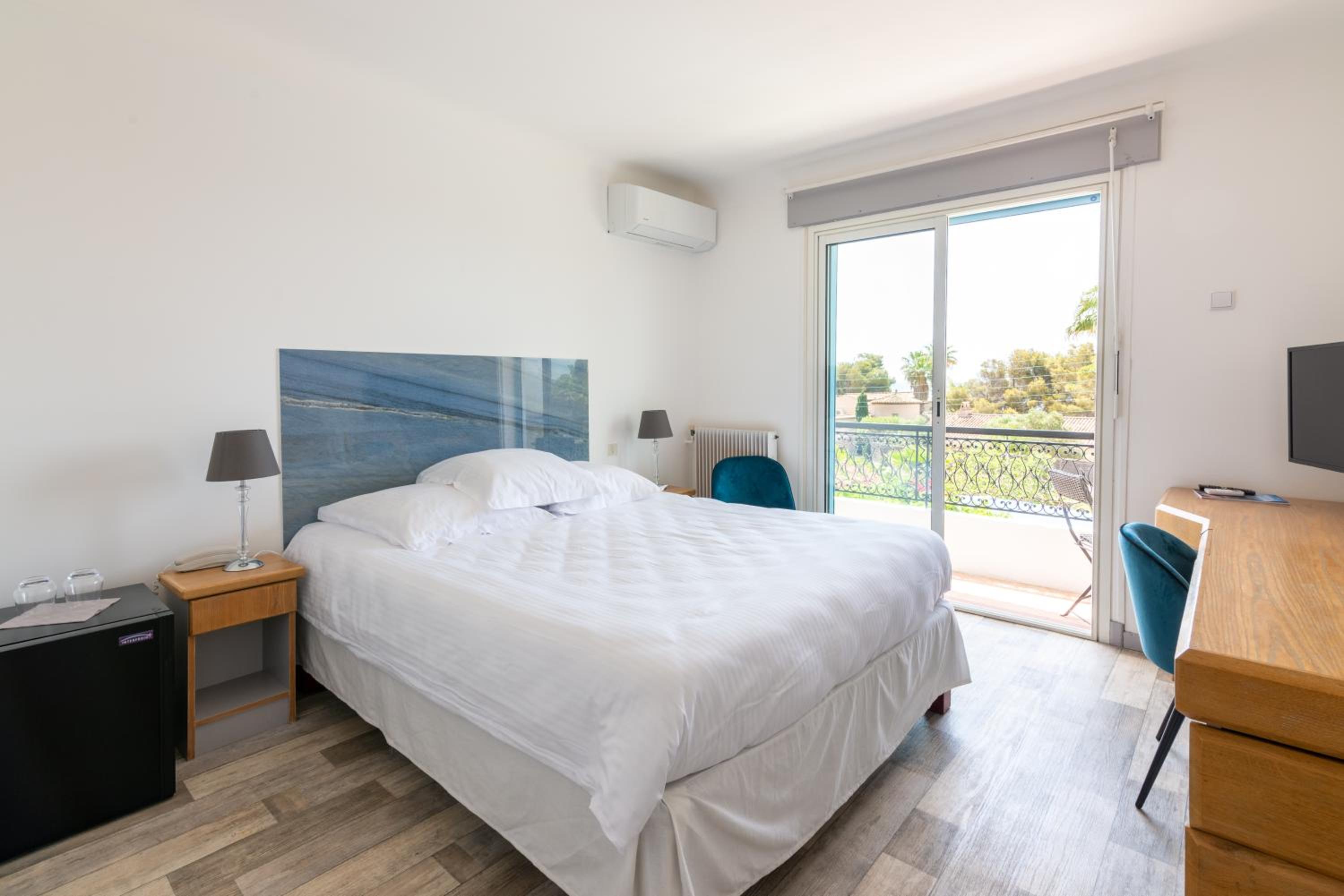 Double Room with Sea View photo 1