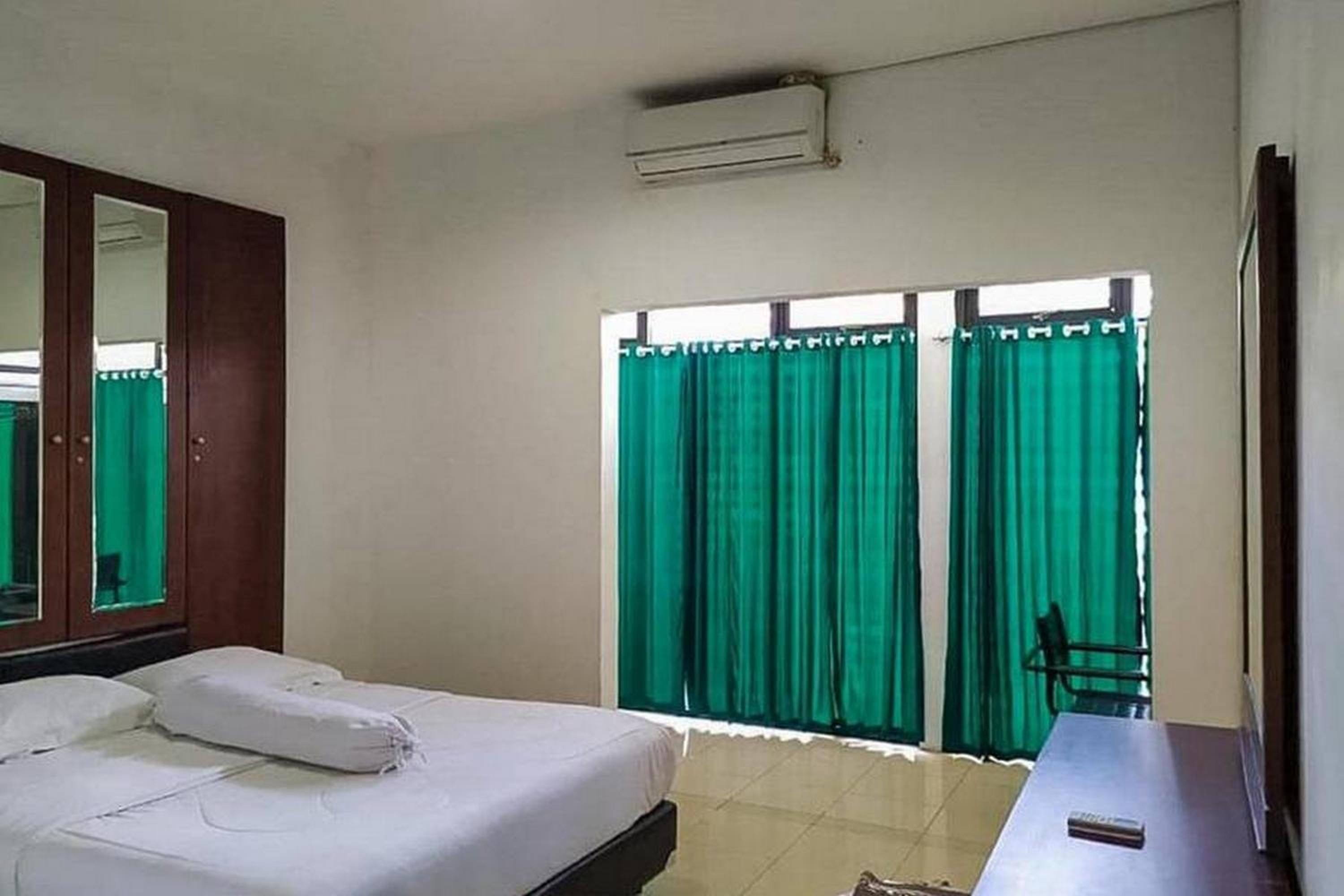 Standard Double Room - Photo 3