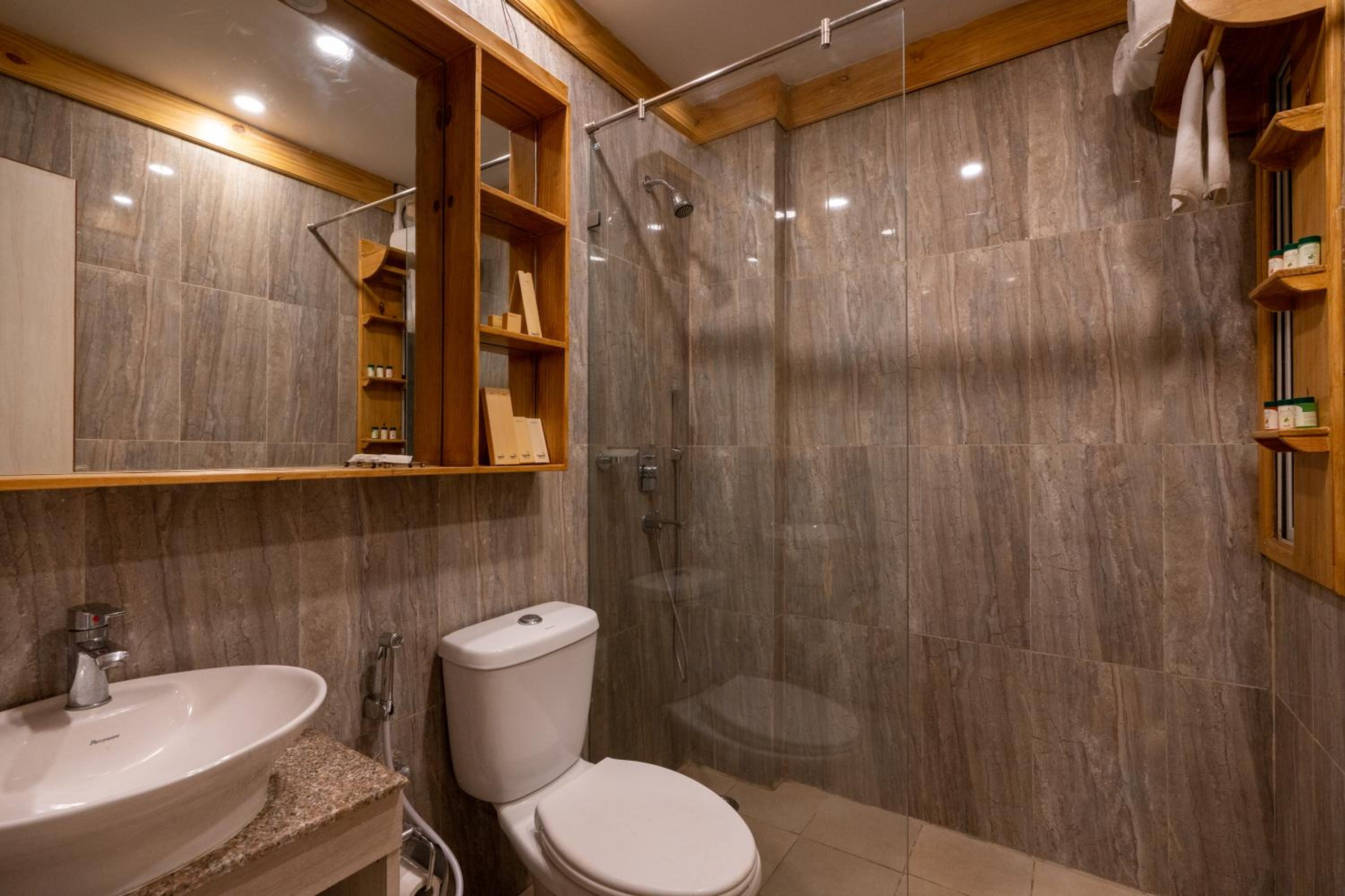 Deluxe Room - Photo 2