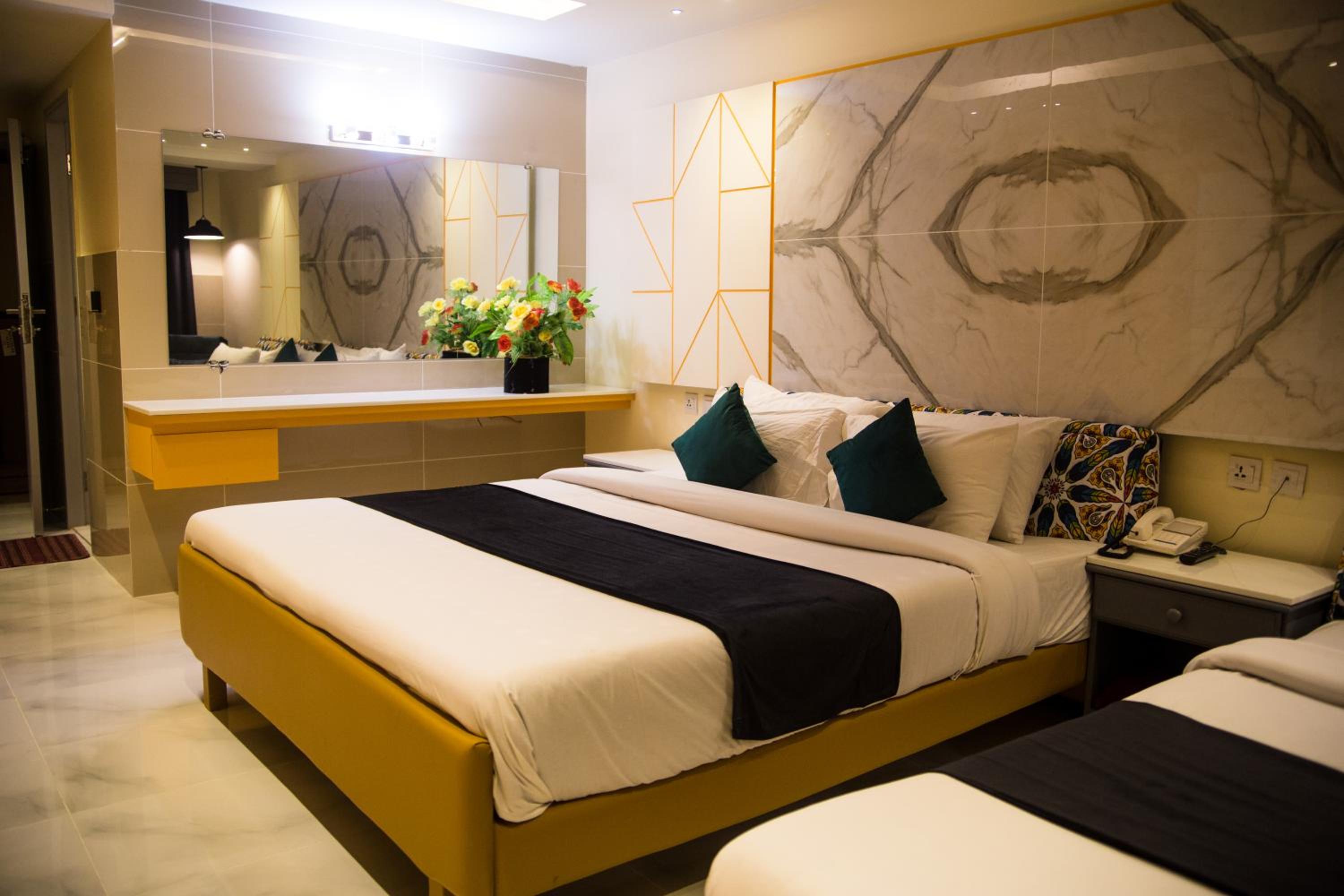 Executive Triple Room - Photo 17