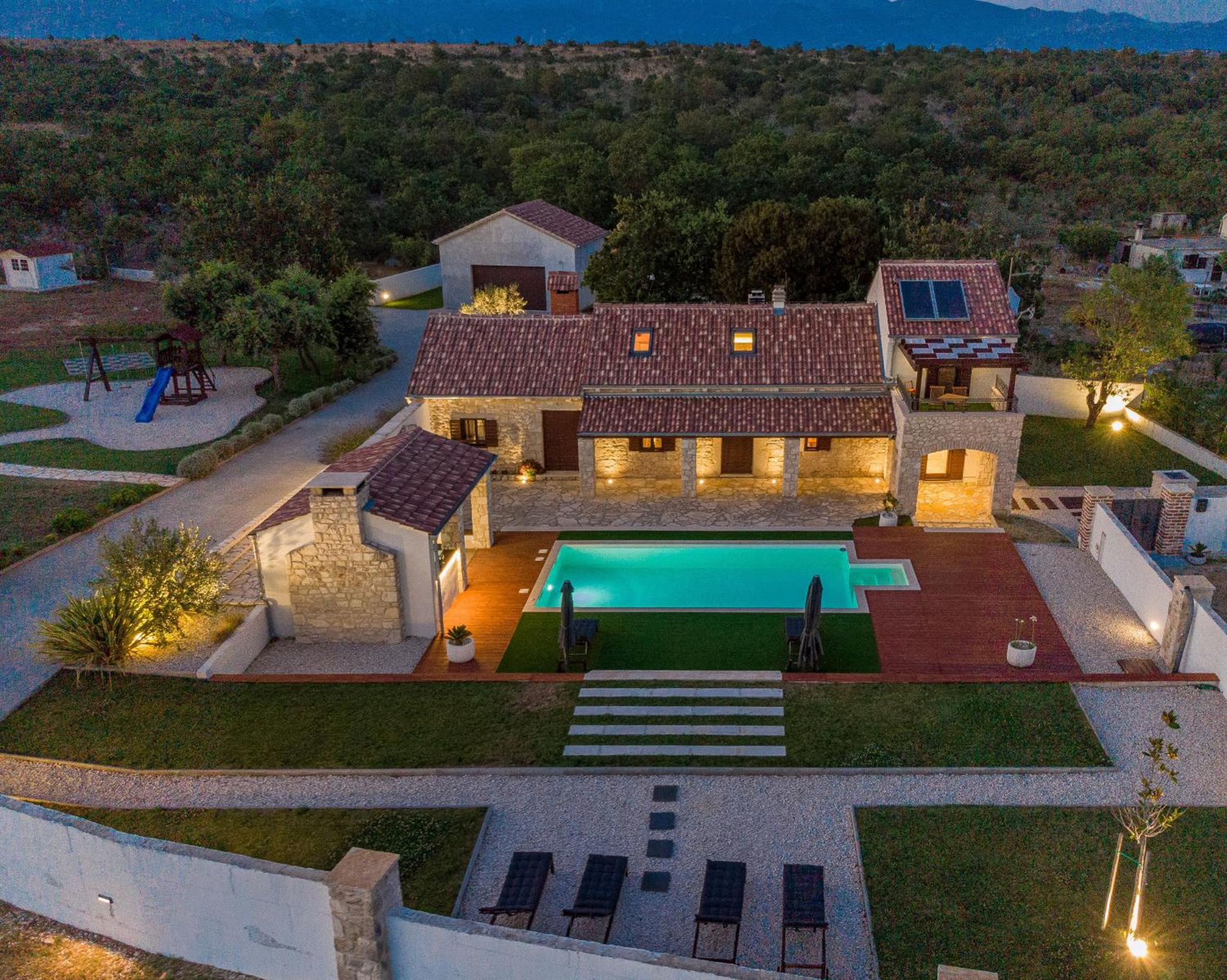Villa with Private Pool photo 3