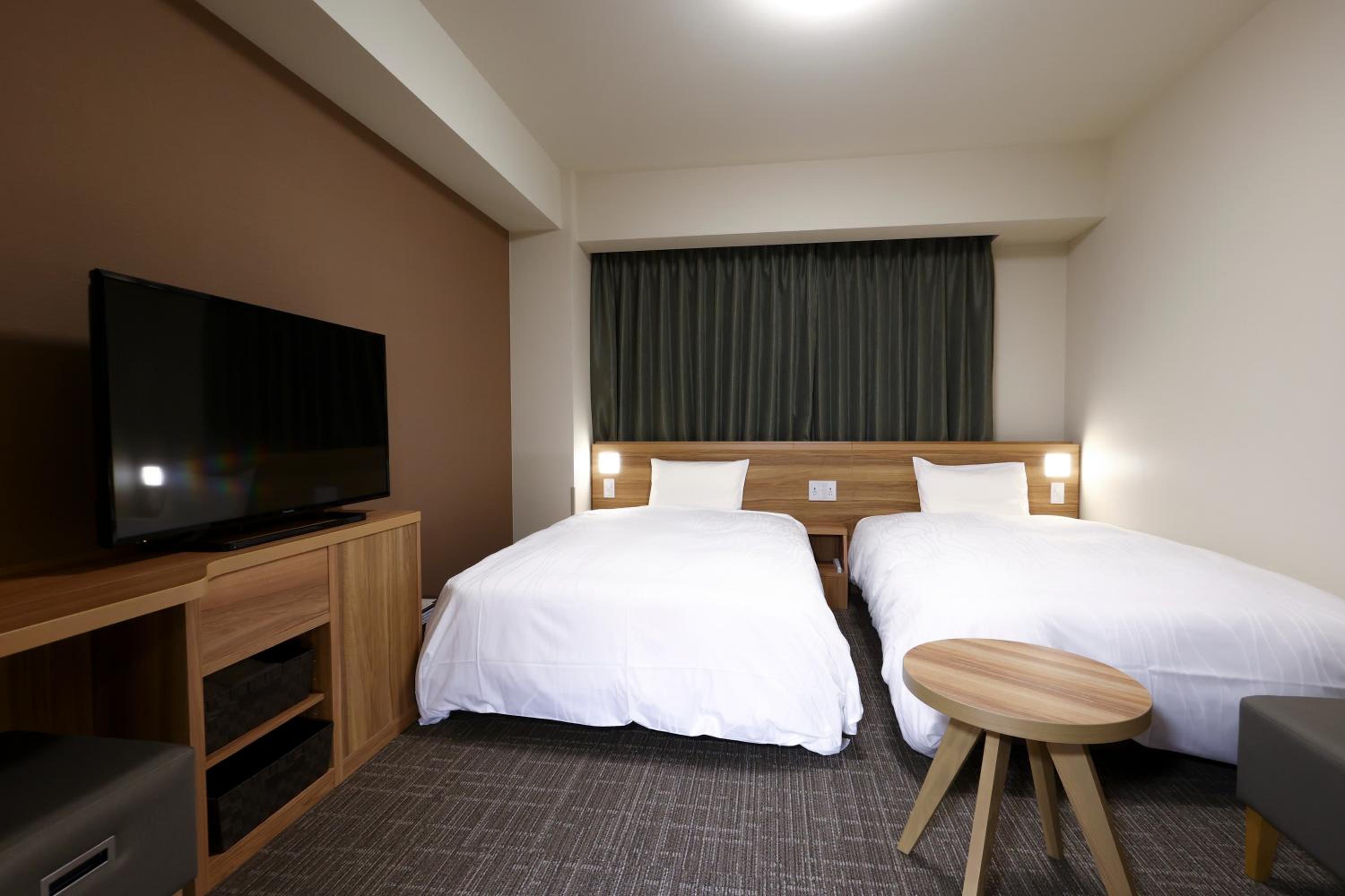 Standard Twin Room - Photo 1