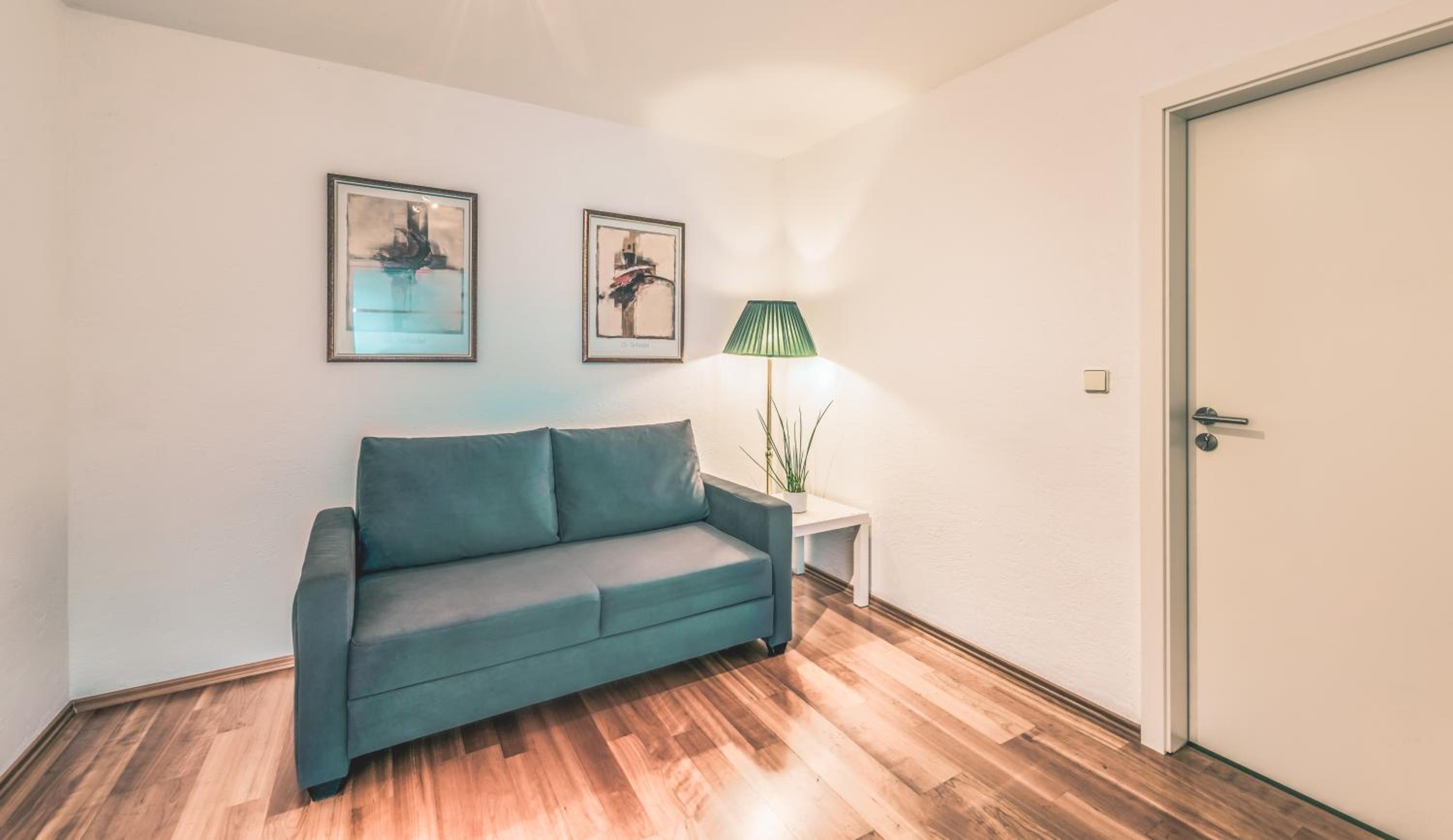 Family Room with Balcony (2 Adults + 2 Children) photo 2