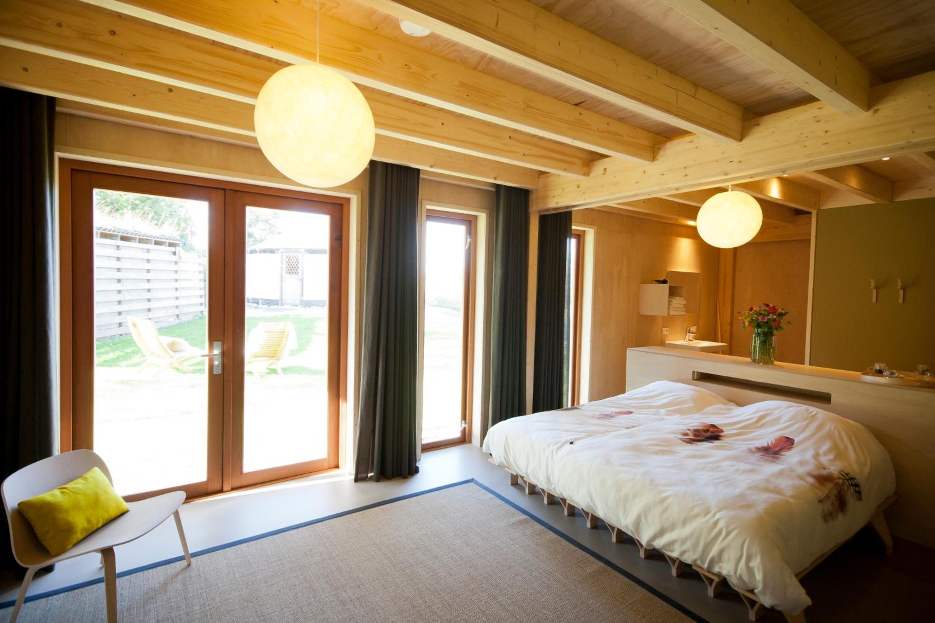 Deluxe Double Room with Bath photo 1