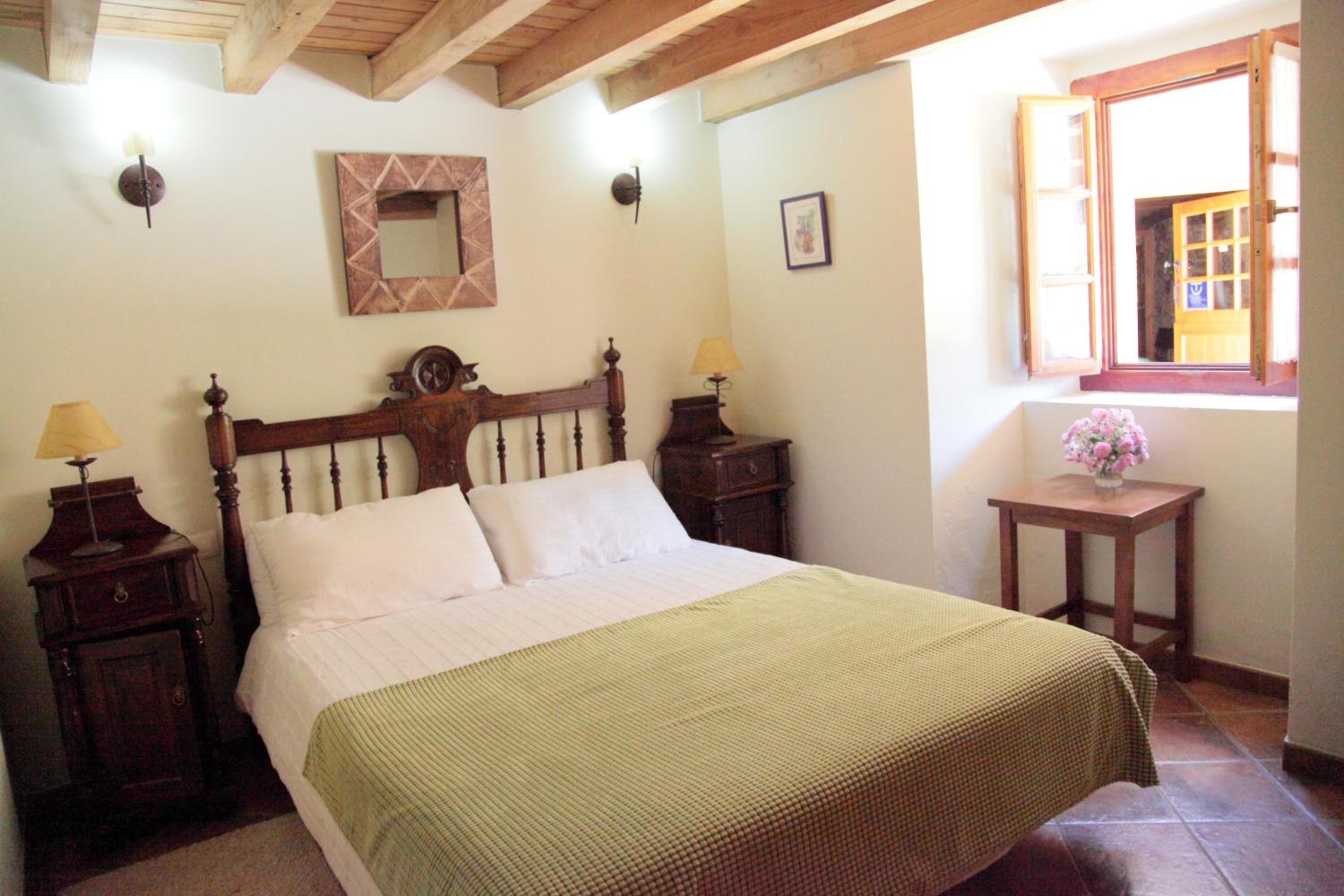 Double Room - Photo 4