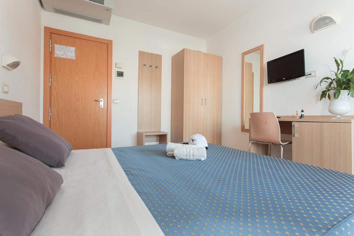 Comfort Double or Twin Room photo 1
