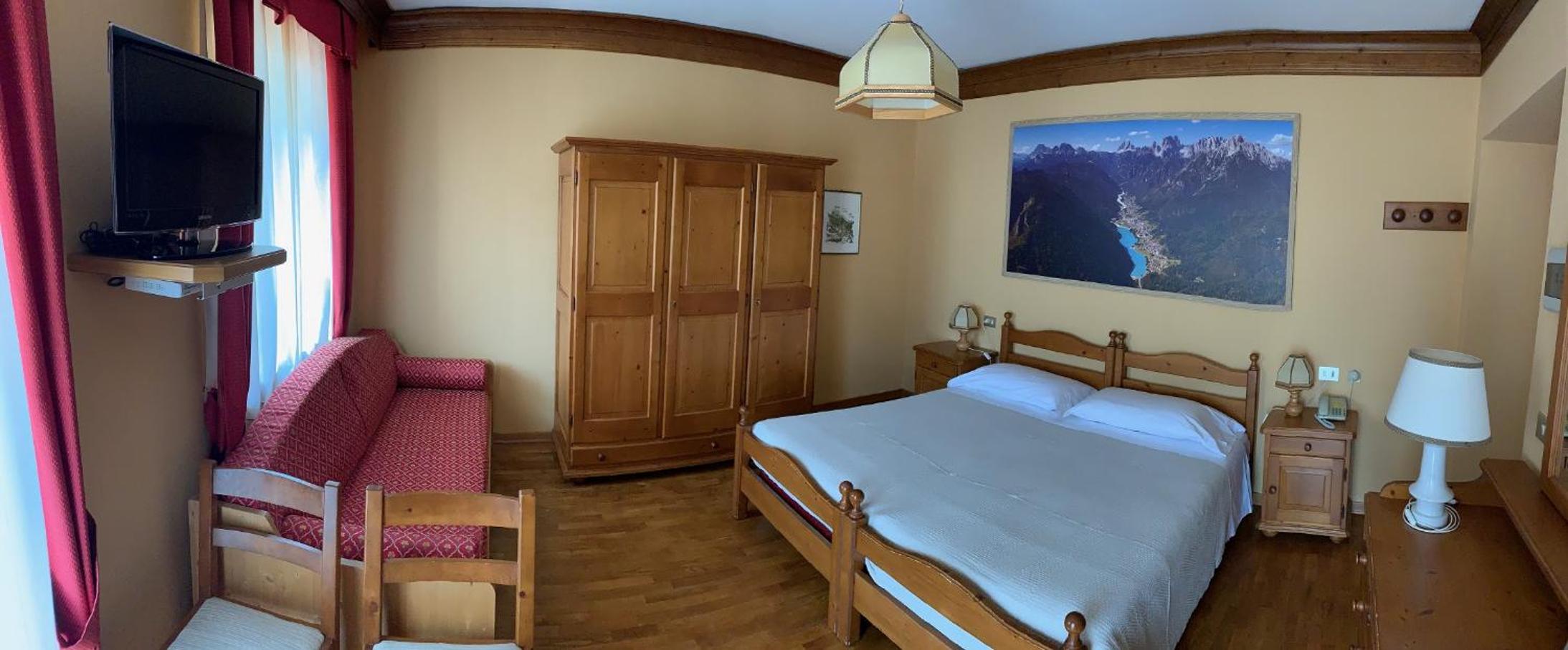 Triple Room with Terrace and Mountain View