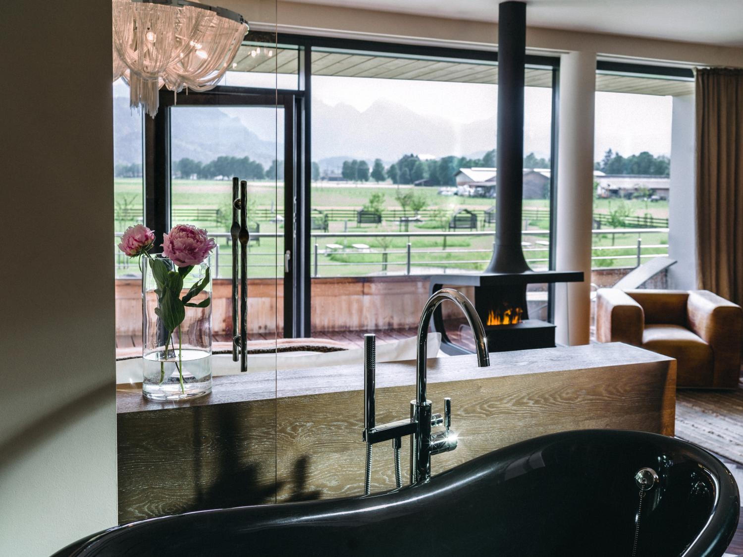 Deluxe Suite mit Bergblick photo