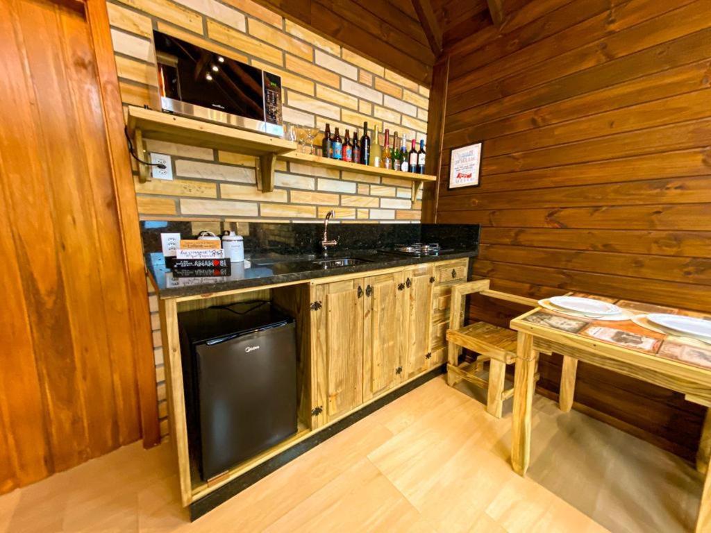 King Suite with Spa Bath - Photo 4