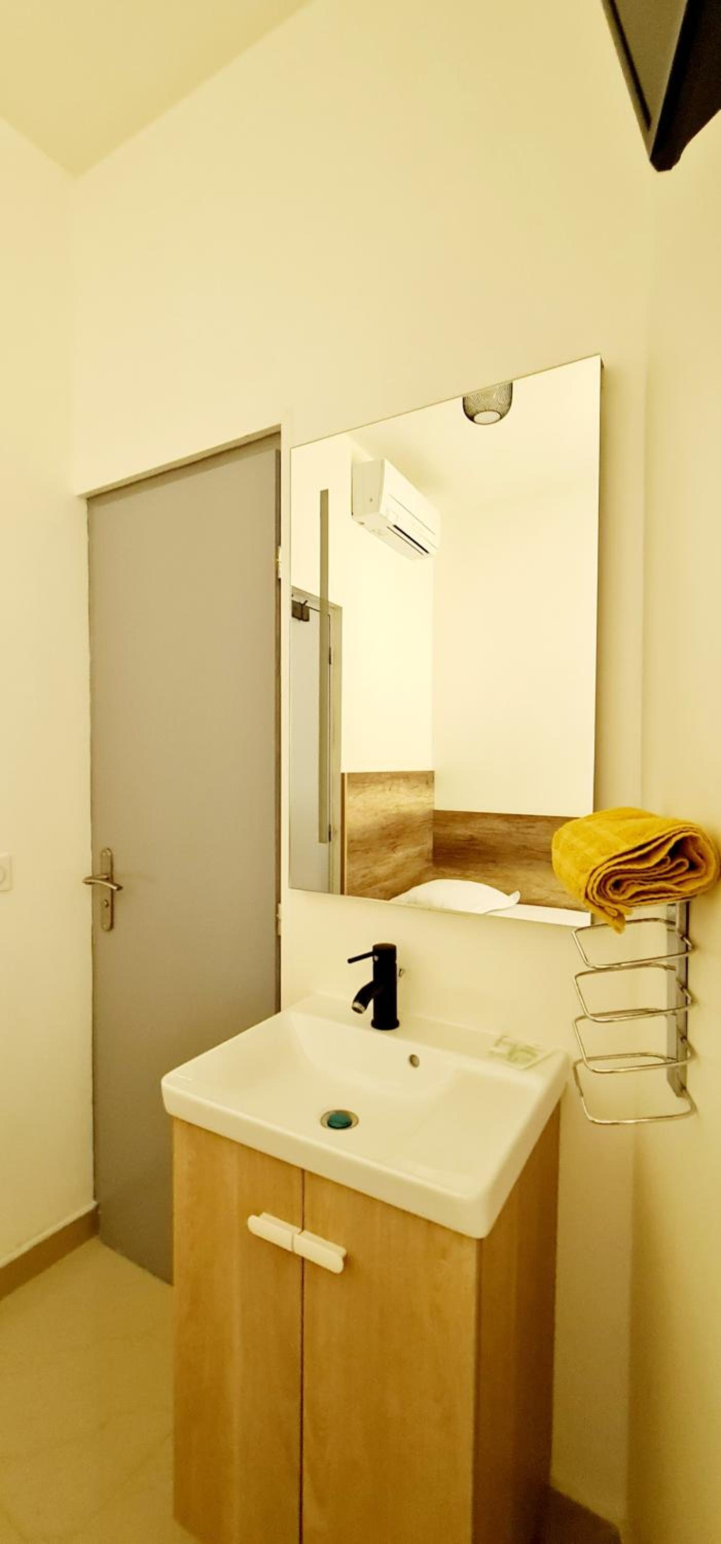 Small Single Room