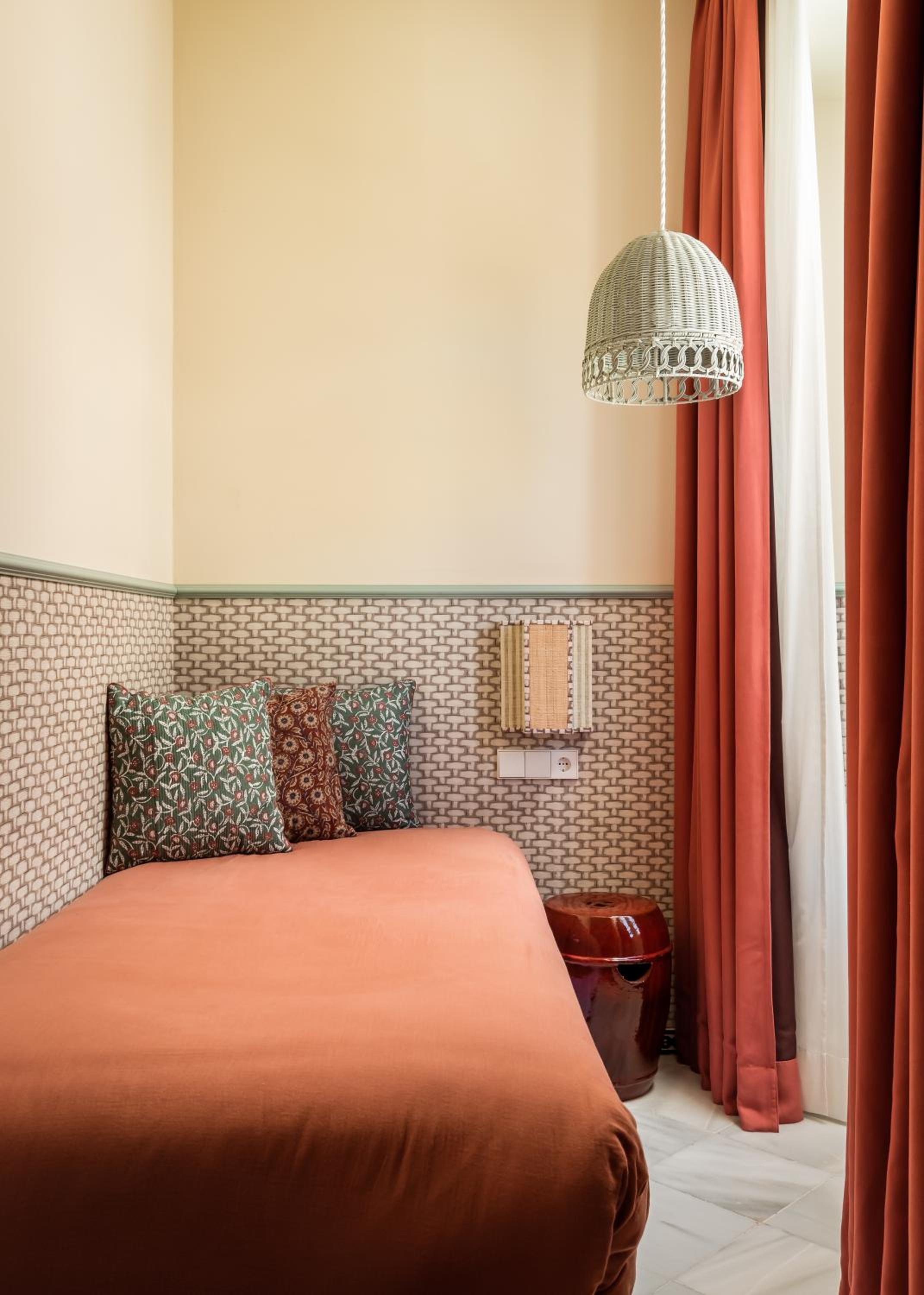 Standard Triple Room - Photo 4