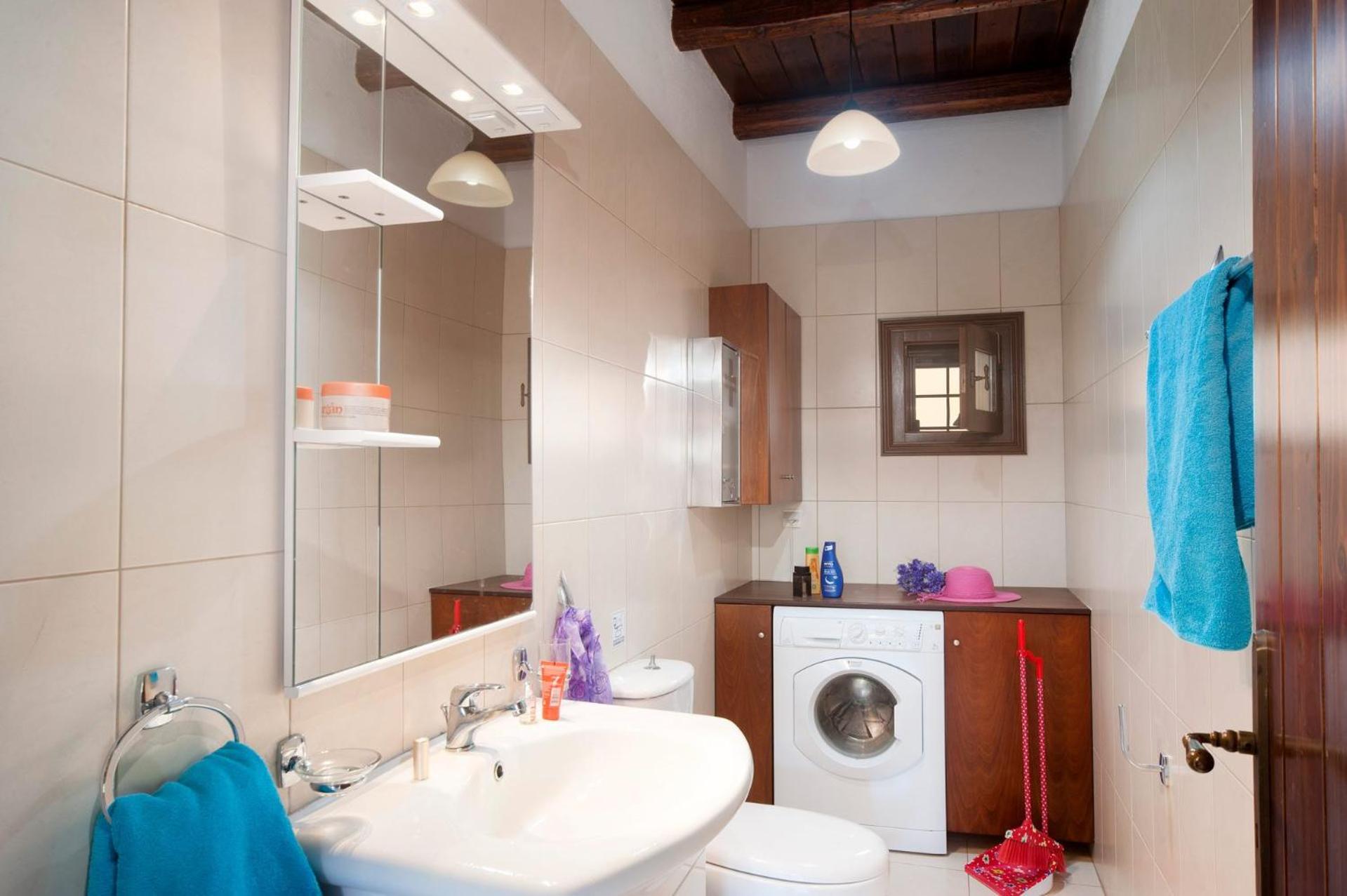 Villa photo 2