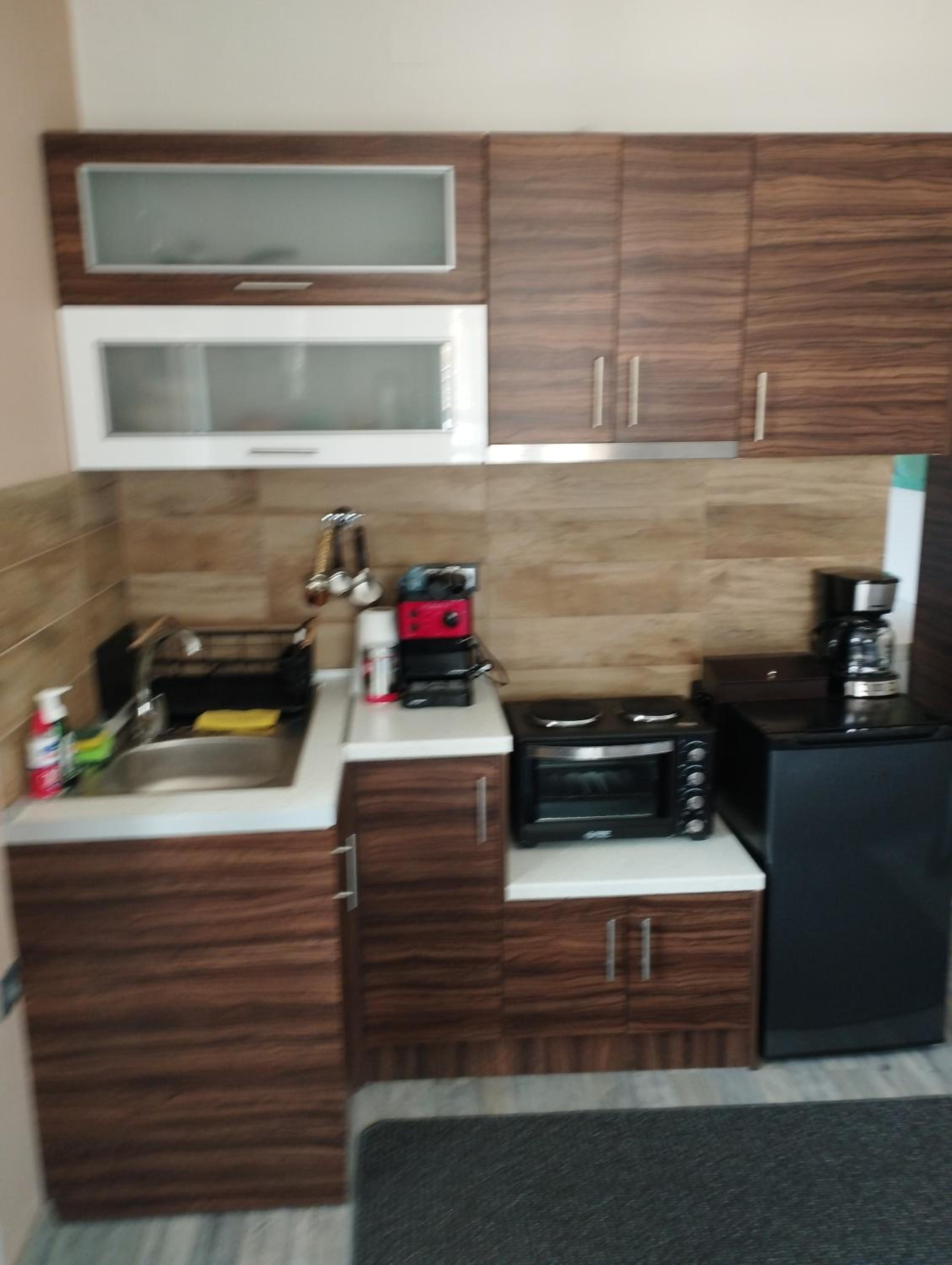 One-Bedroom Apartment - Photo 12