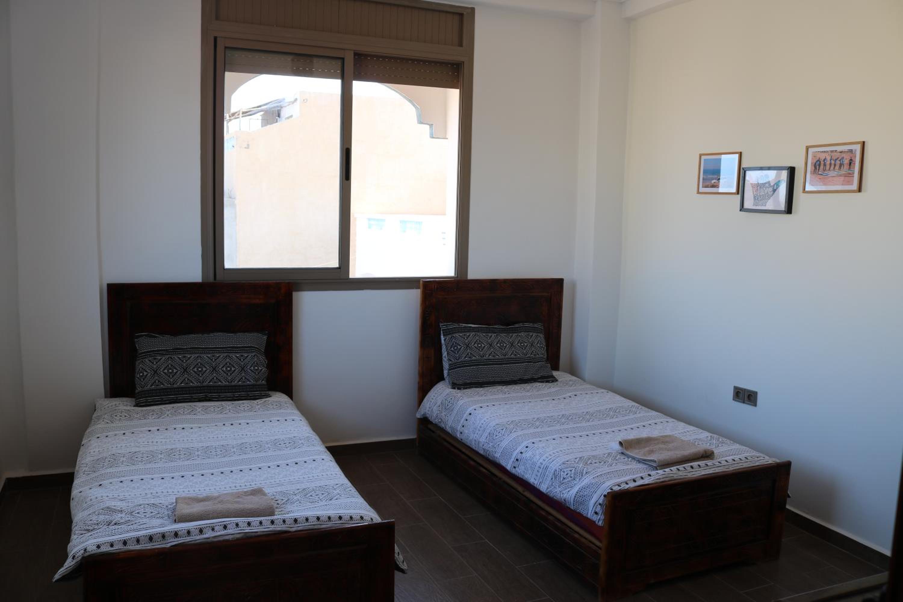 Double or Twin Room with Private Bathroom - Photo 5