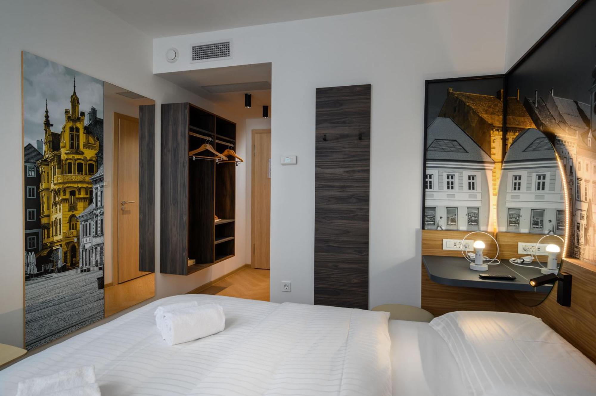 Double Room - Disability Access - Photo 6