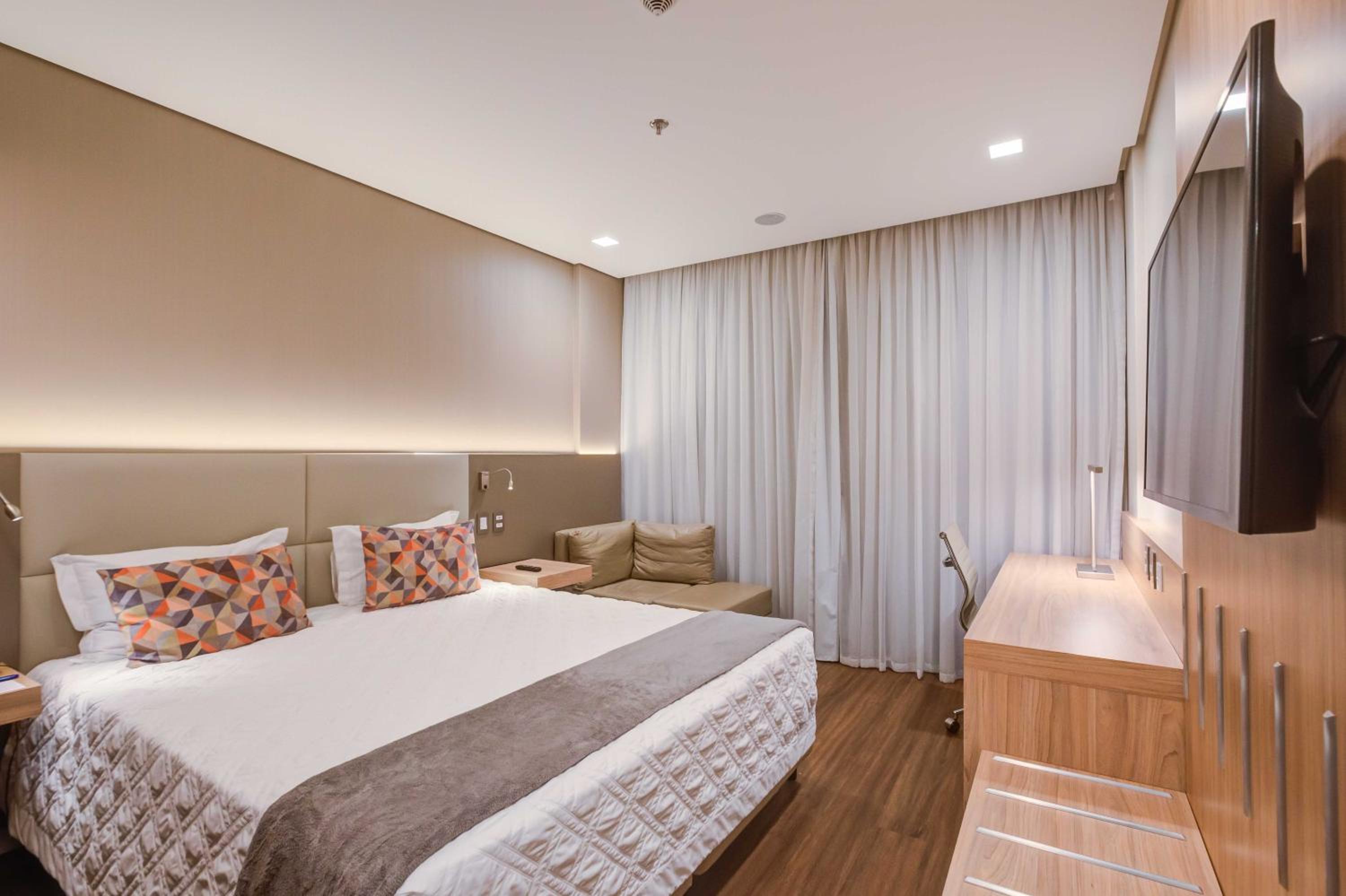 Queen Room - Photo 1