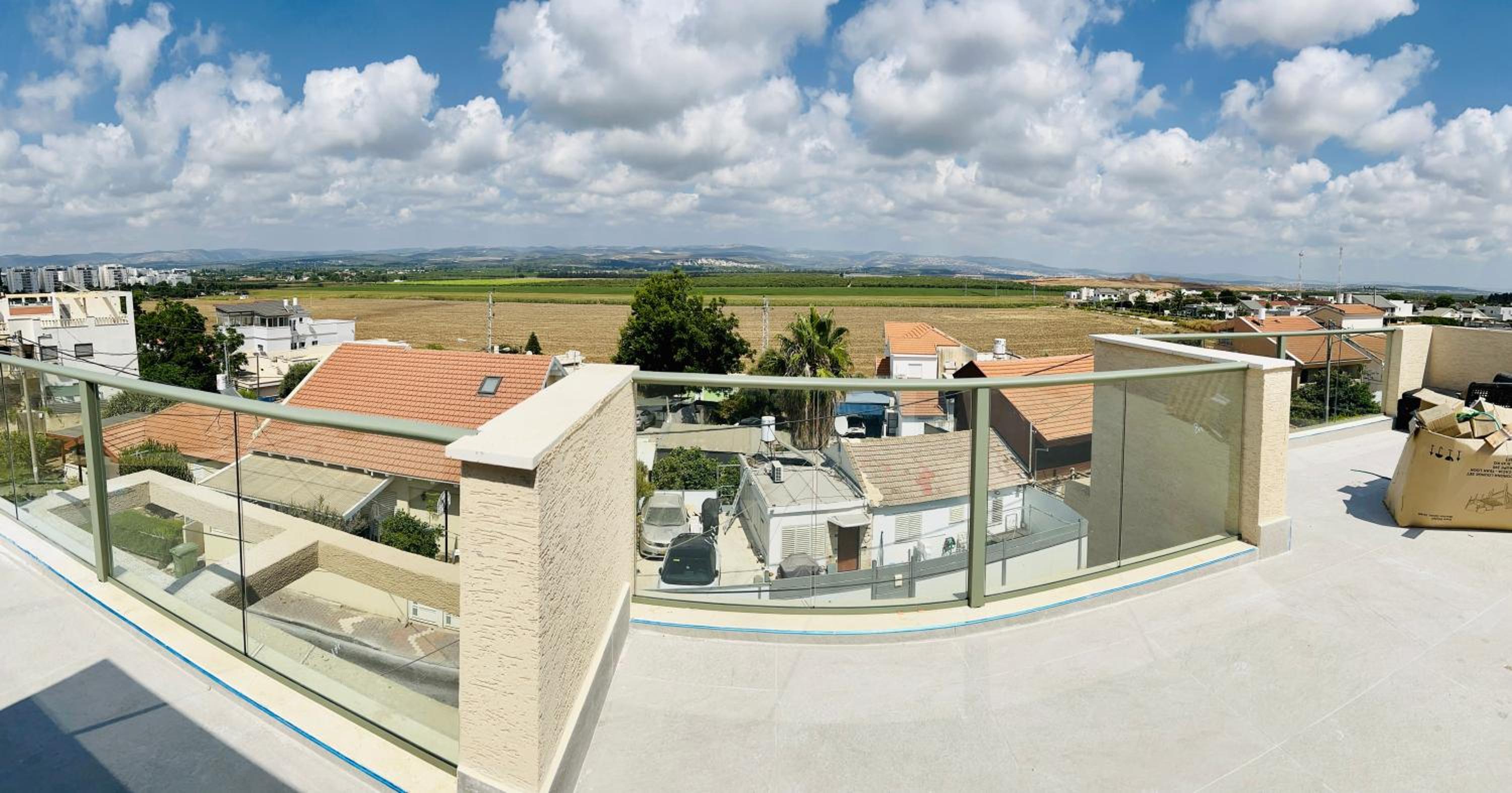 Apartment with Garden View - Photo 5