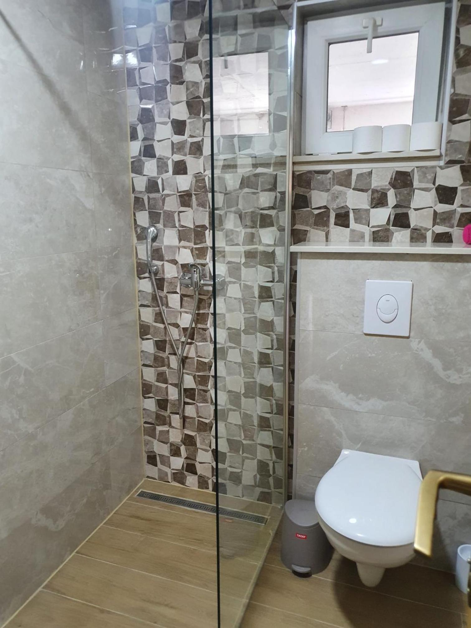 Studio Apartment photo 2