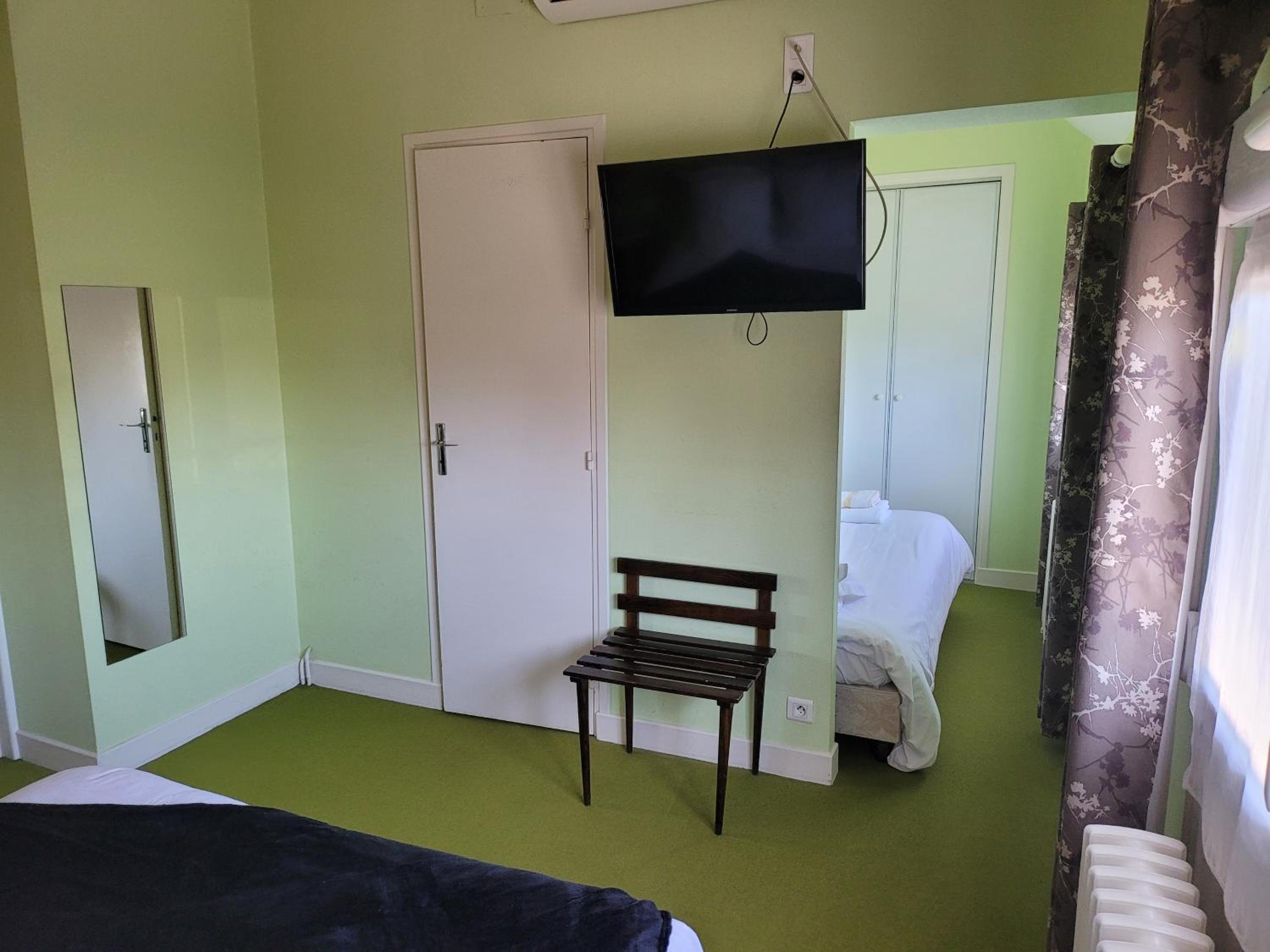 Comfort Triple Room - Photo 5