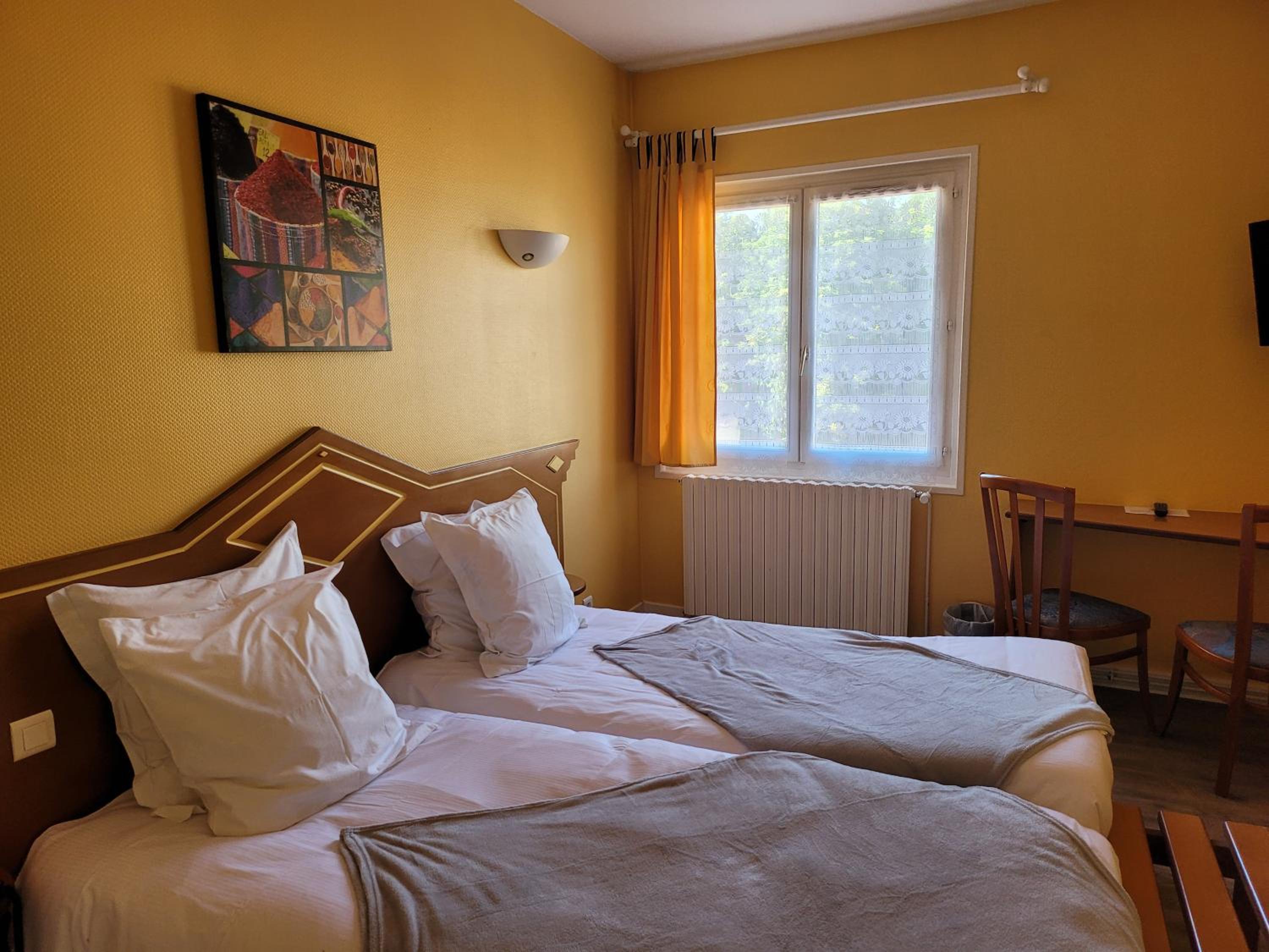 Superior Double or Twin Room - Photo 2