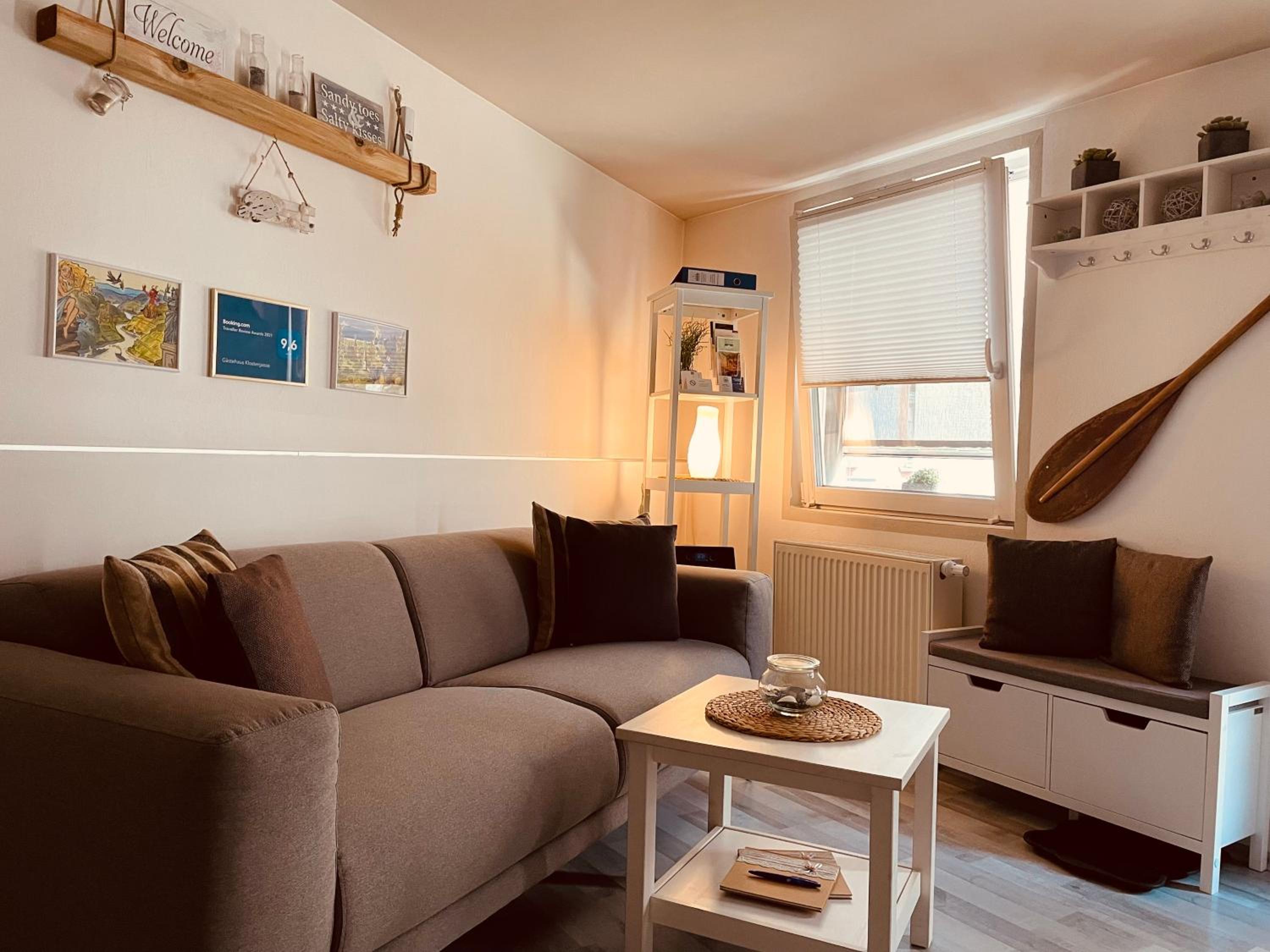 One-Bedroom Apartment photo 2